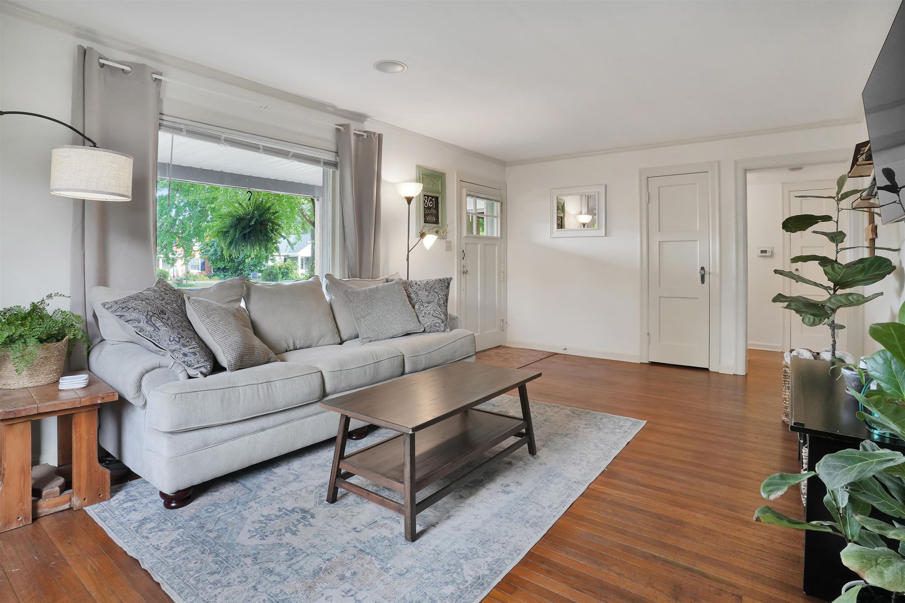 861 Villa Drive, Evansville, Indiana 47714, 3 Bedrooms Bedrooms, ,2 BathroomsBathrooms,Single Family Residence,For Sale,Villa Drive,90552