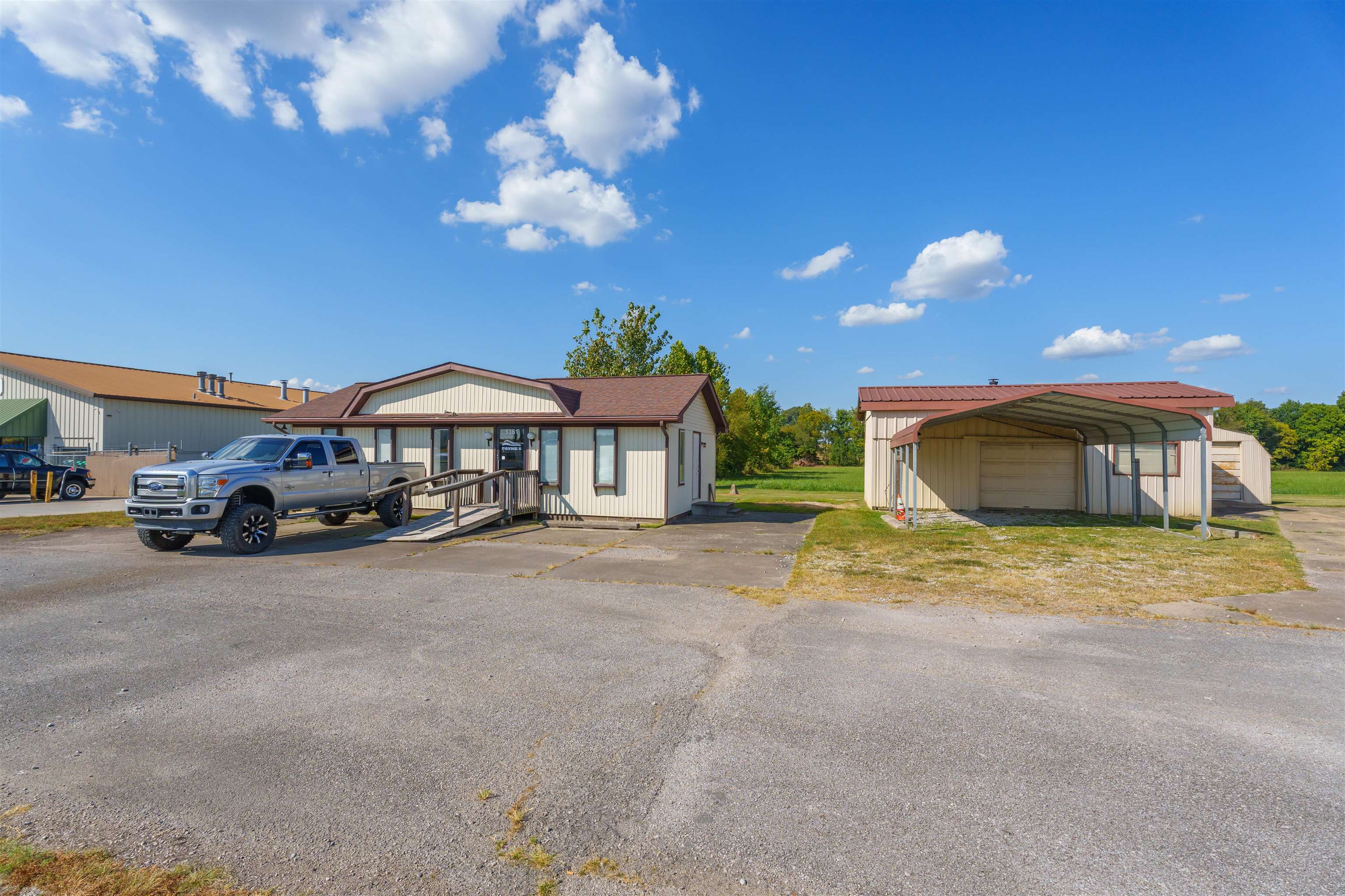 5361 HWY 54, Owensboro, Kentucky 42303, ,Mixed Use,For Sale,HWY 54,90555