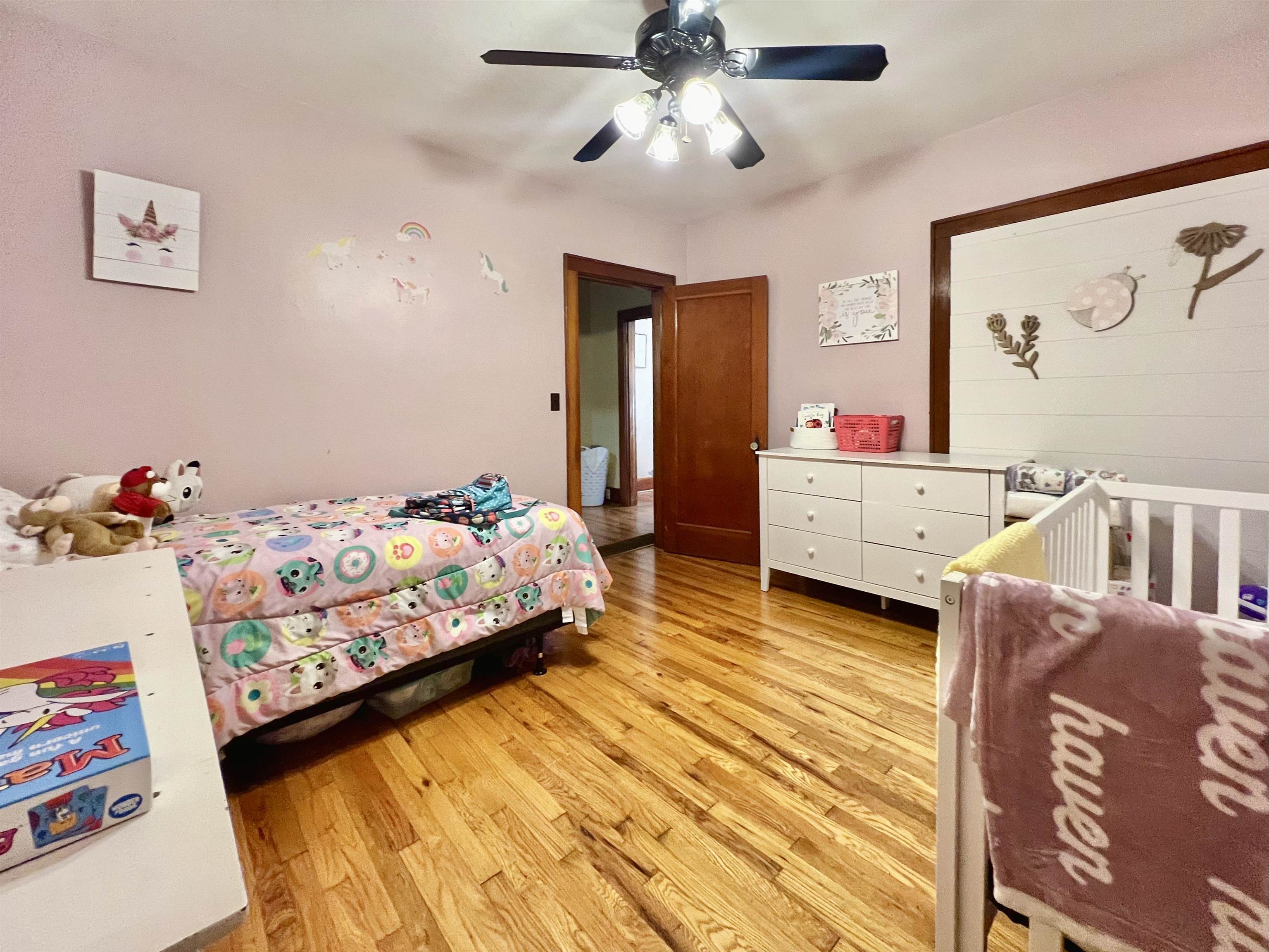 749 Oakwood Dr, Hartford, Kentucky 42347, 4 Bedrooms Bedrooms, ,1 BathroomBathrooms,Single Family Residence,For Sale,Oakwood Dr,90559