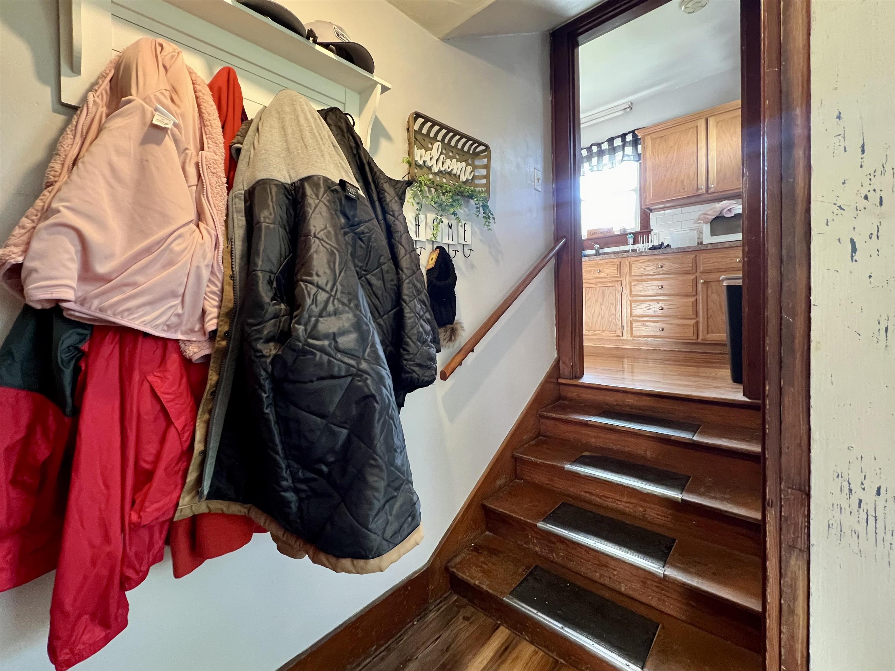 749 Oakwood Dr, Hartford, Kentucky 42347, 4 Bedrooms Bedrooms, ,1 BathroomBathrooms,Single Family Residence,For Sale,Oakwood Dr,90559