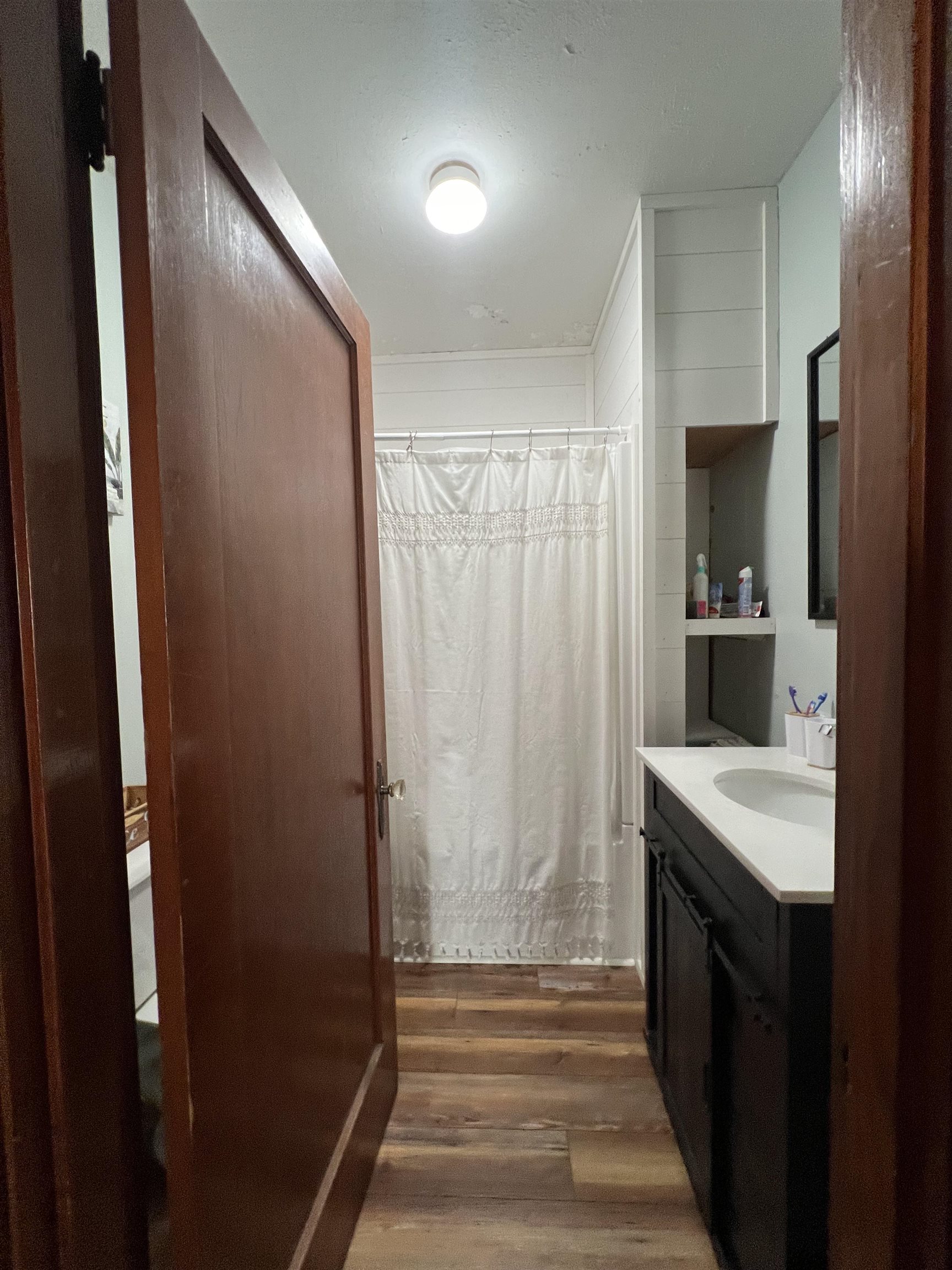 749 Oakwood Dr, Hartford, Kentucky 42347, 4 Bedrooms Bedrooms, ,1 BathroomBathrooms,Single Family Residence,For Sale,Oakwood Dr,90559