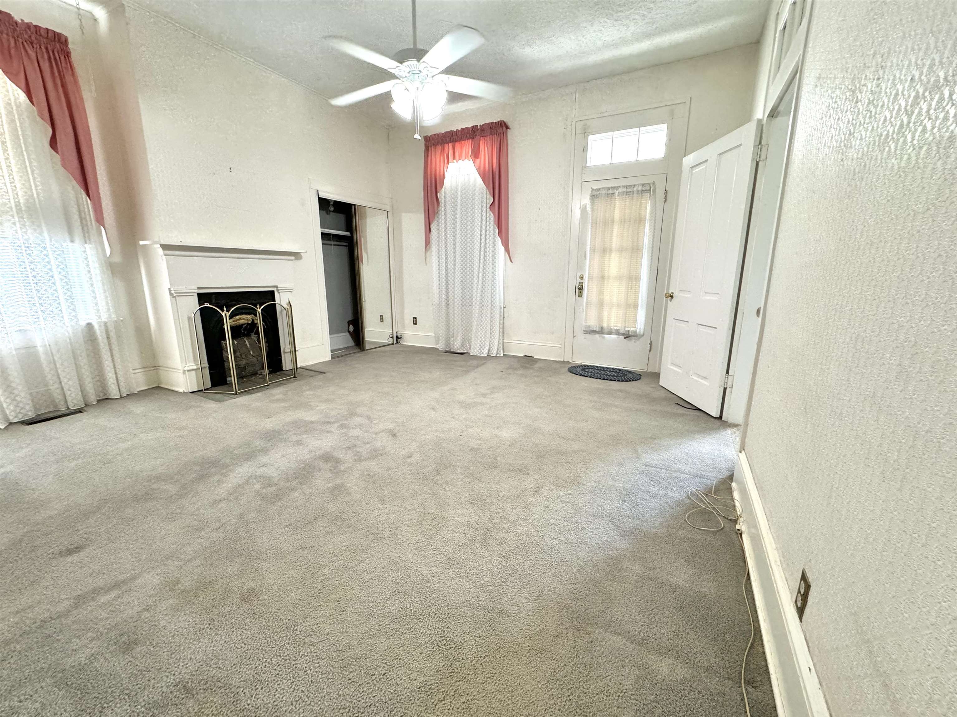 350 5th St, Calhoun, Kentucky 42327, 2 Bedrooms Bedrooms, ,2 BathroomsBathrooms,Single Family Residence,For Sale,5th St,90561