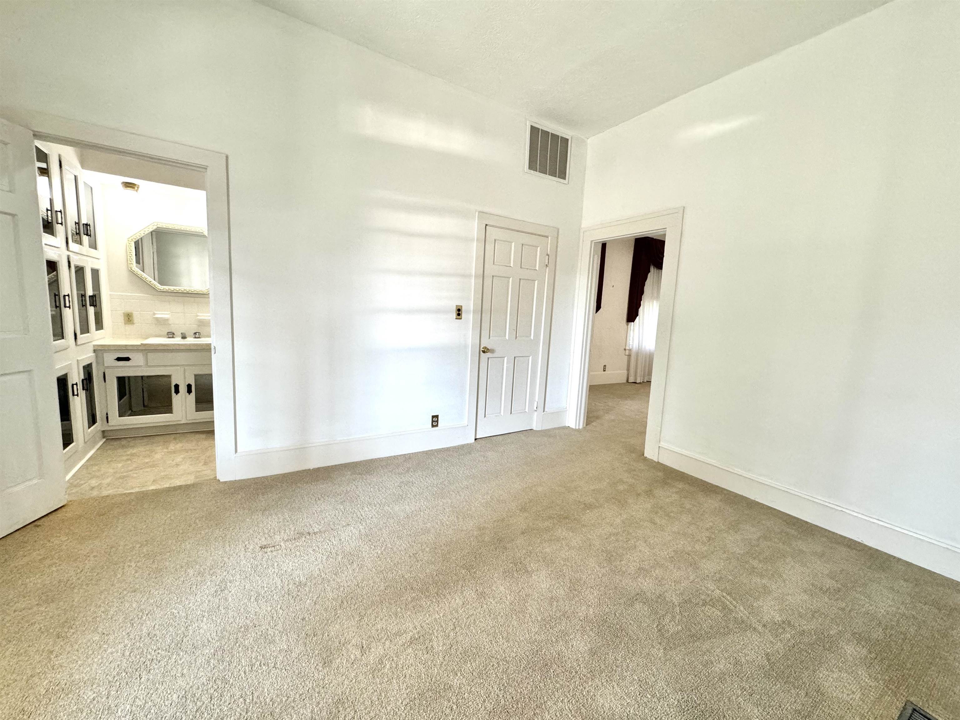 350 5th St, Calhoun, Kentucky 42327, 2 Bedrooms Bedrooms, ,2 BathroomsBathrooms,Single Family Residence,For Sale,5th St,90561