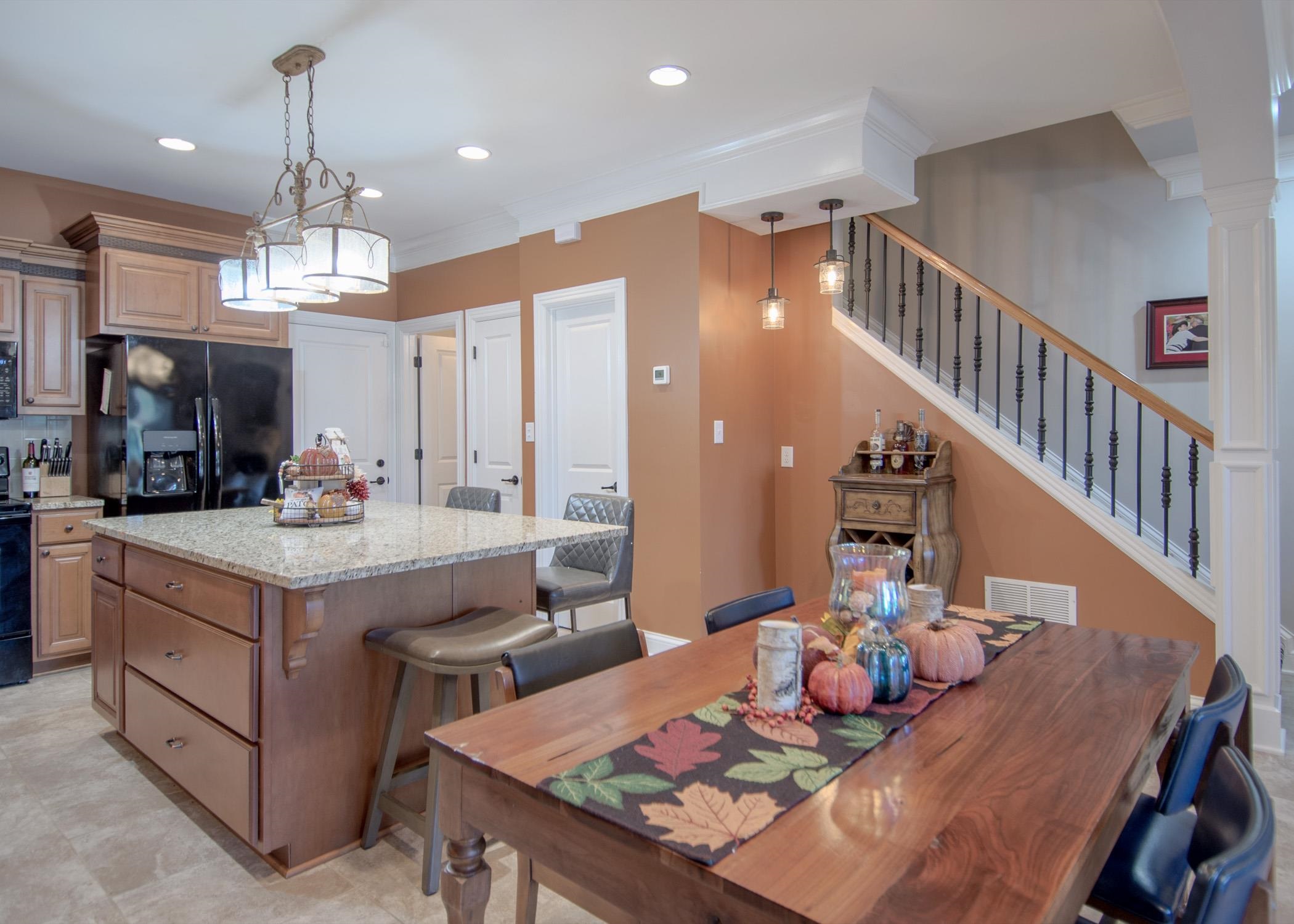 1618 Lock Ave, Owensboro, Kentucky 42301, 2 Bedrooms Bedrooms, ,2 BathroomsBathrooms,Townhouse,For Sale,Lock Ave,90562