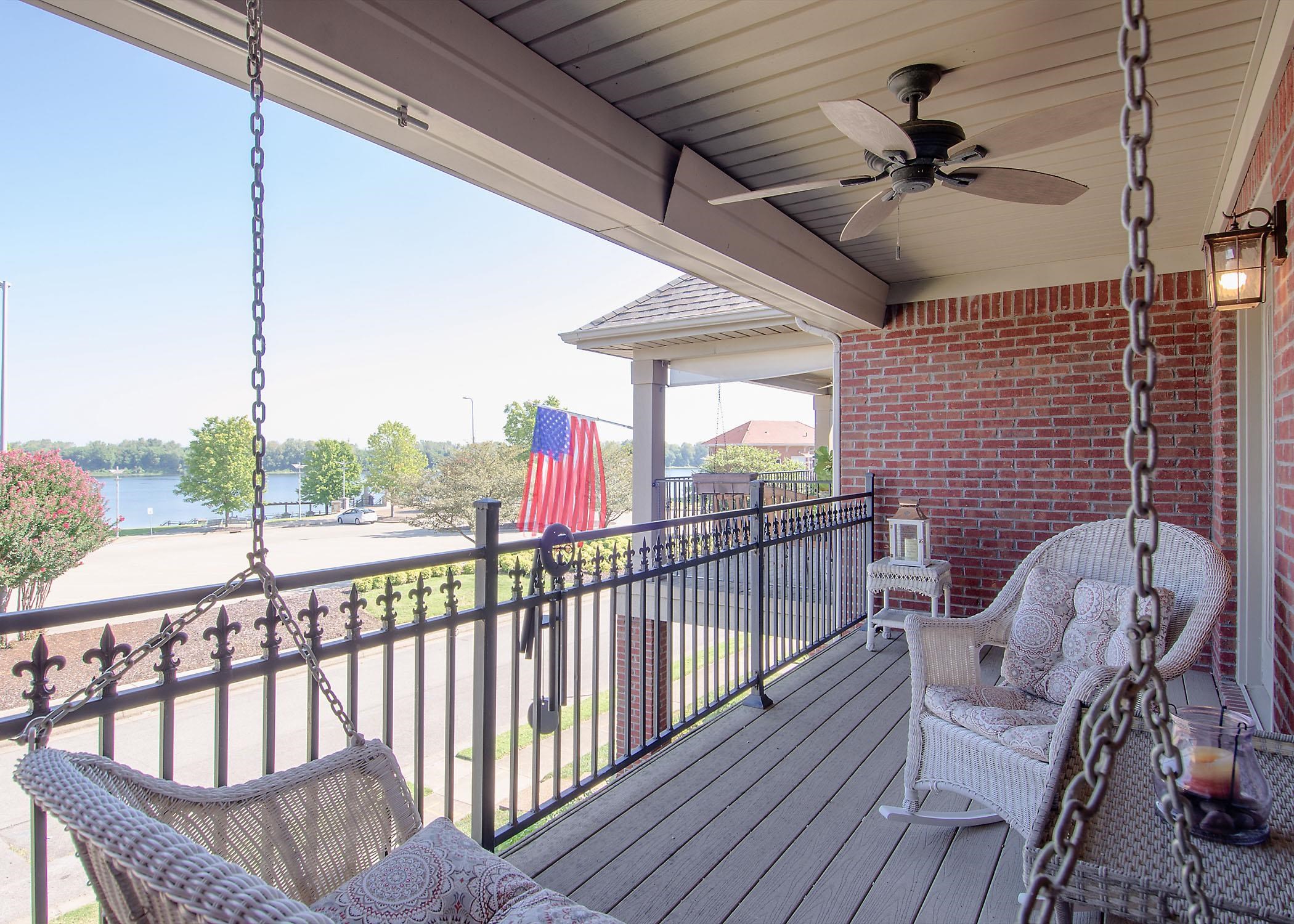 1618 Lock Ave, Owensboro, Kentucky 42301, 2 Bedrooms Bedrooms, ,2 BathroomsBathrooms,Townhouse,For Sale,Lock Ave,90562