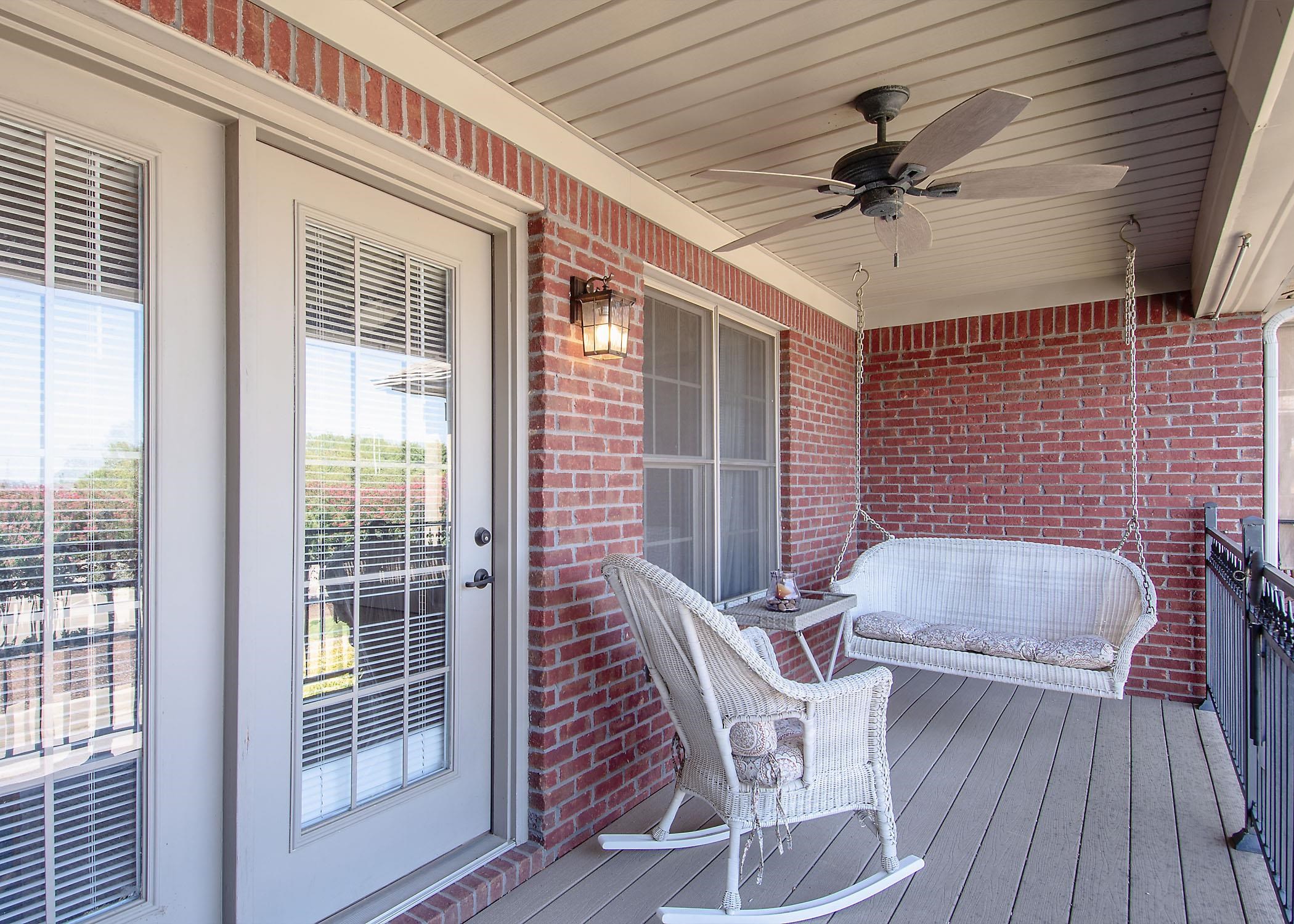 1618 Lock Ave, Owensboro, Kentucky 42301, 2 Bedrooms Bedrooms, ,2 BathroomsBathrooms,Townhouse,For Sale,Lock Ave,90562