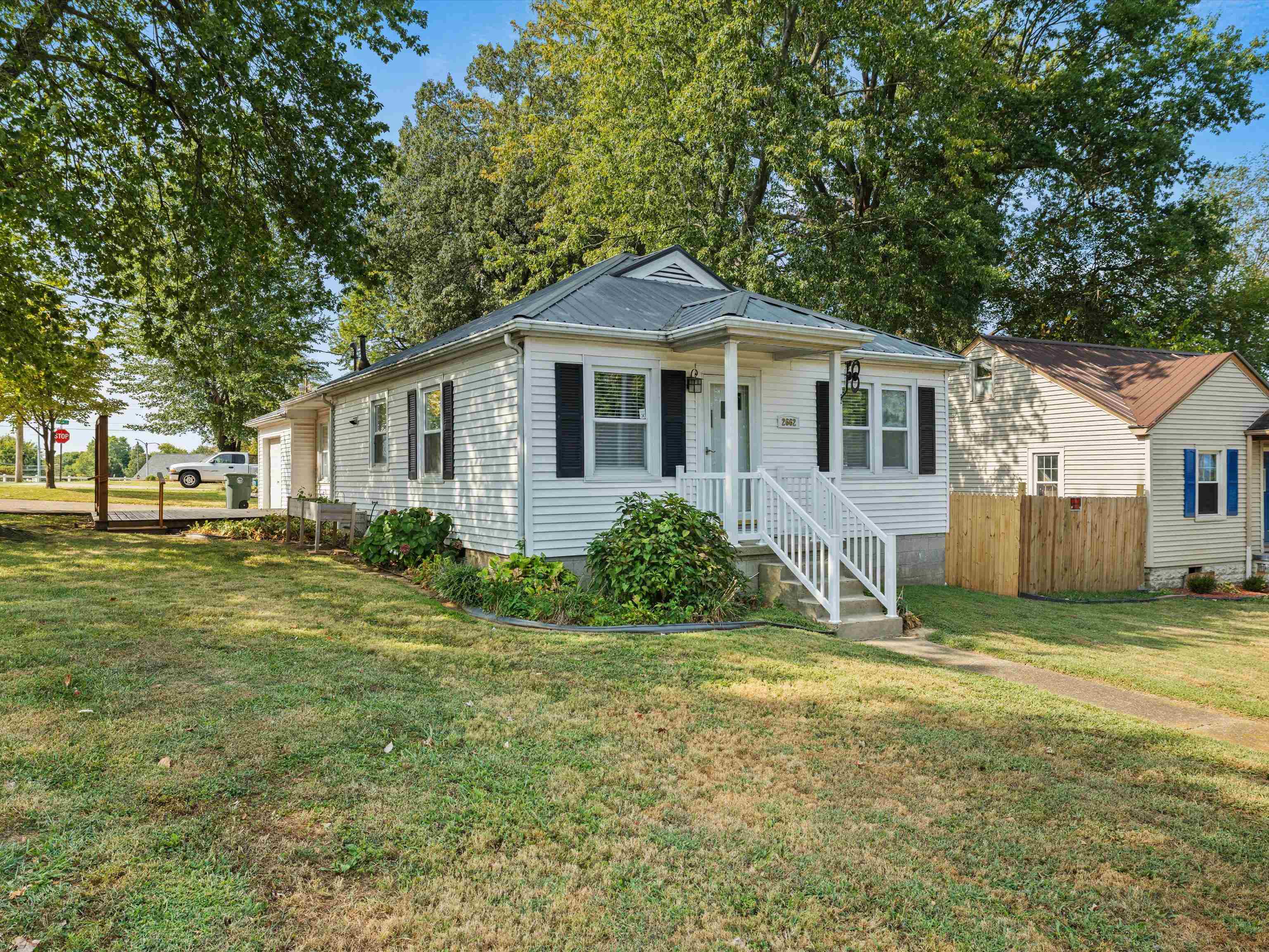 2662 Victory Ct West, Owensboro, Kentucky 42303, 2 Bedrooms Bedrooms, ,1 BathroomBathrooms,Single Family Residence,For Sale,Victory Ct West,90566