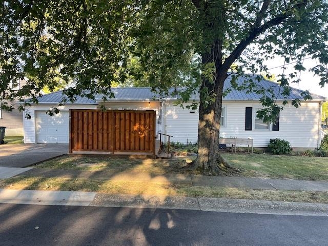 2662 Victory Ct West, Owensboro, Kentucky 42303, 2 Bedrooms Bedrooms, ,1 BathroomBathrooms,Single Family Residence,For Sale,Victory Ct West,90566