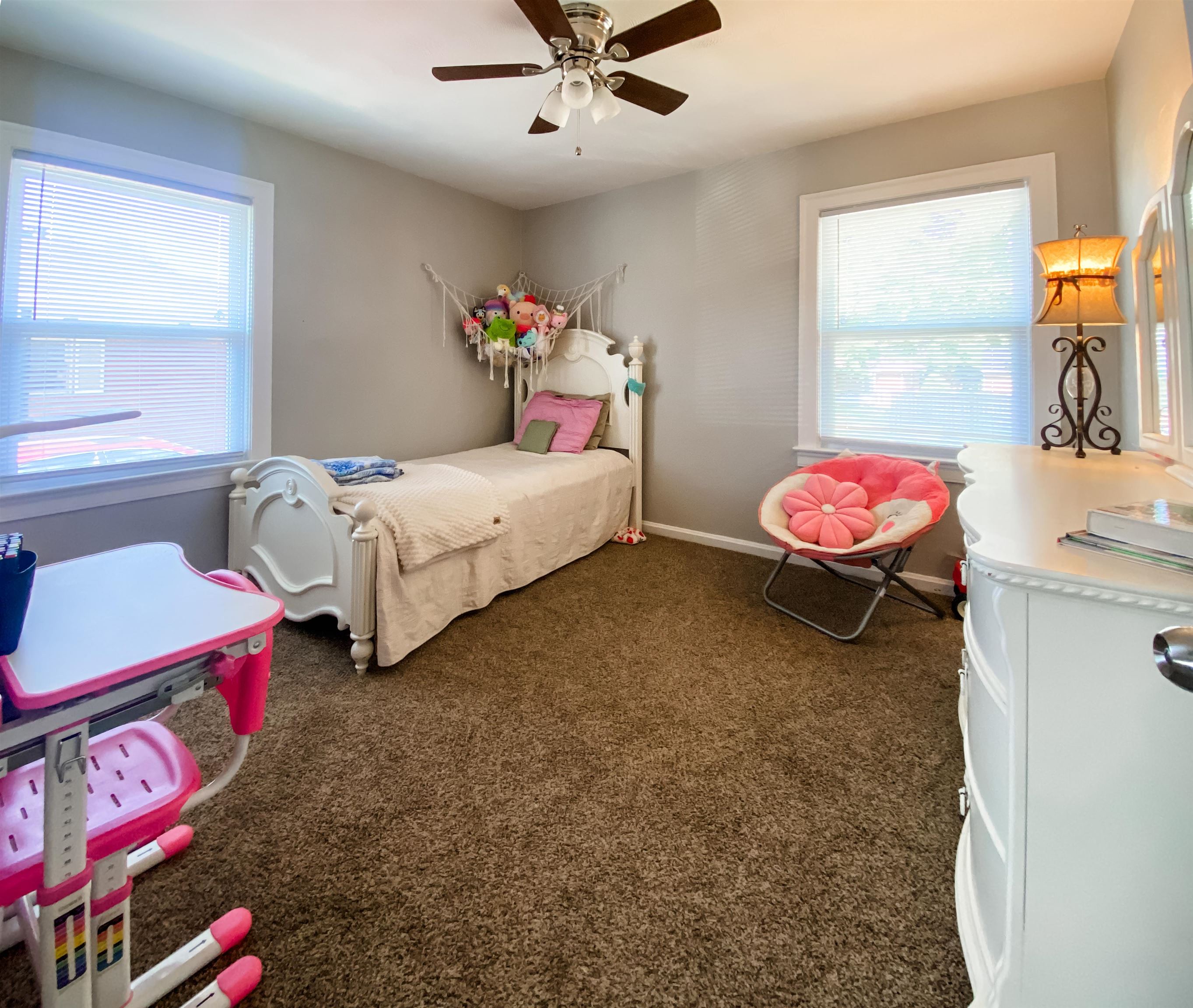 1243 Avondale Rd, Owensboro, Kentucky 42303, 3 Bedrooms Bedrooms, ,1 BathroomBathrooms,Single Family Residence,For Sale,Avondale Rd,90567