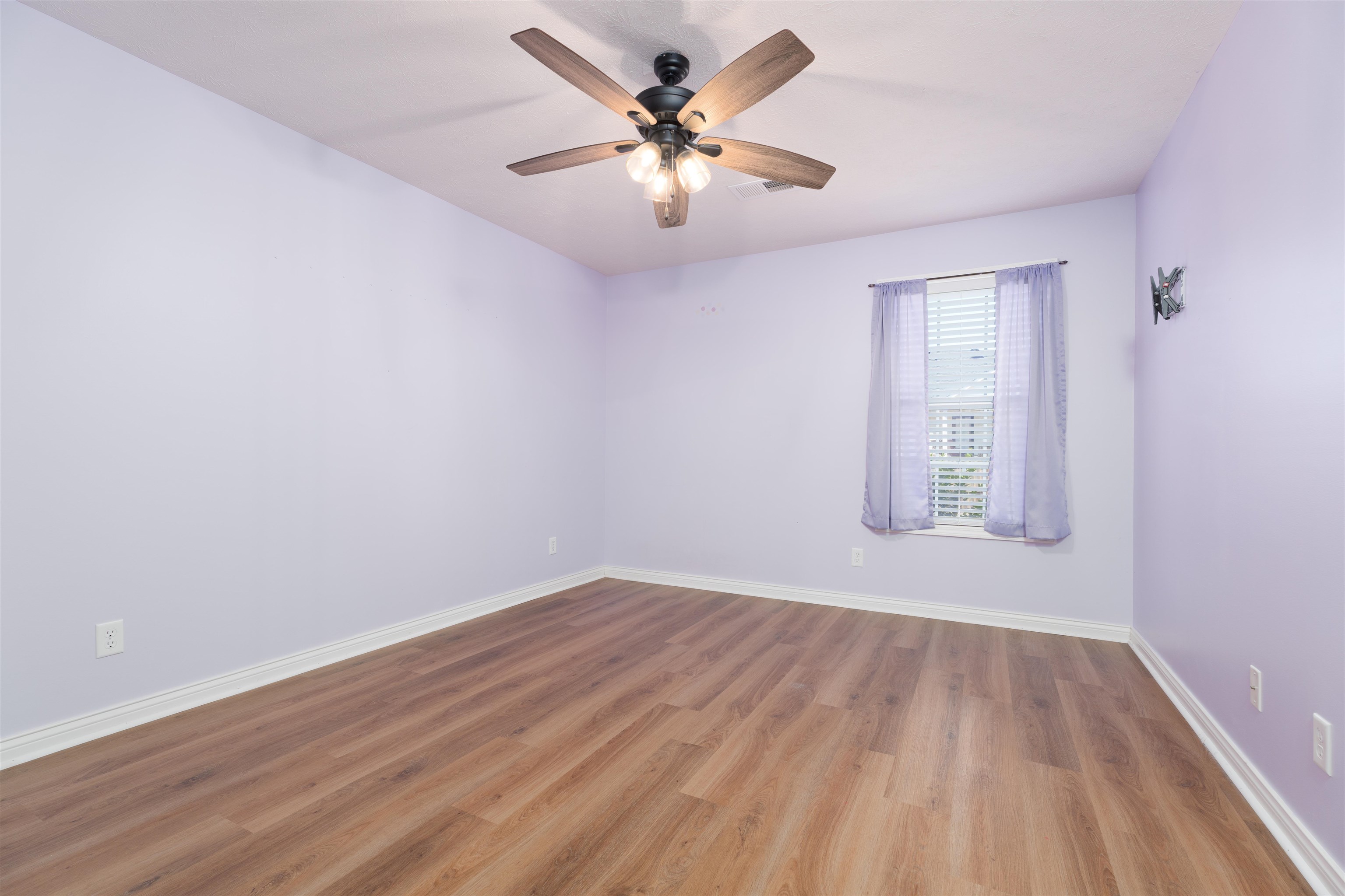 2920 Trails Way, Owensboro, Kentucky 42303, 3 Bedrooms Bedrooms, ,2 BathroomsBathrooms,Single Family Residence,For Sale,Trails Way,90569