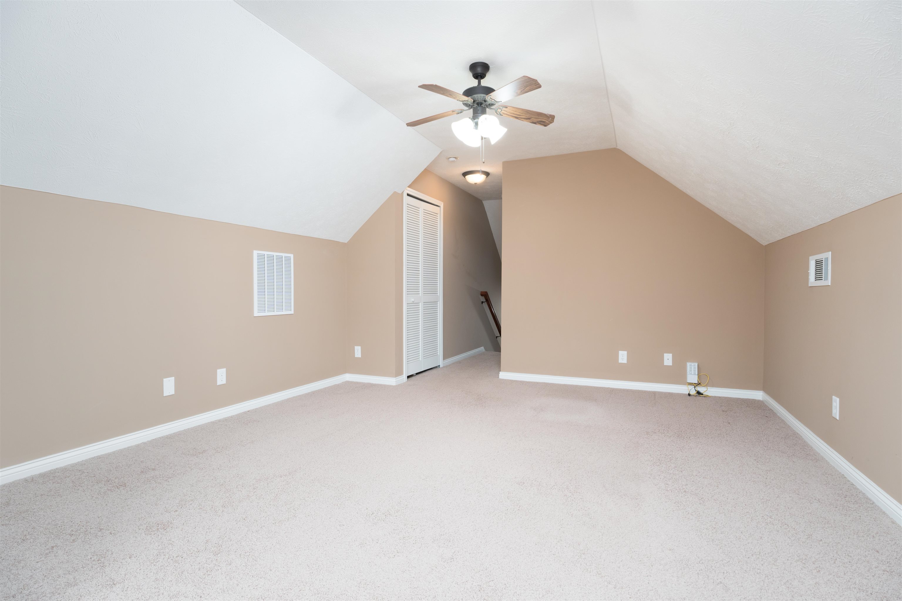 2920 Trails Way, Owensboro, Kentucky 42303, 3 Bedrooms Bedrooms, ,2 BathroomsBathrooms,Single Family Residence,For Sale,Trails Way,90569