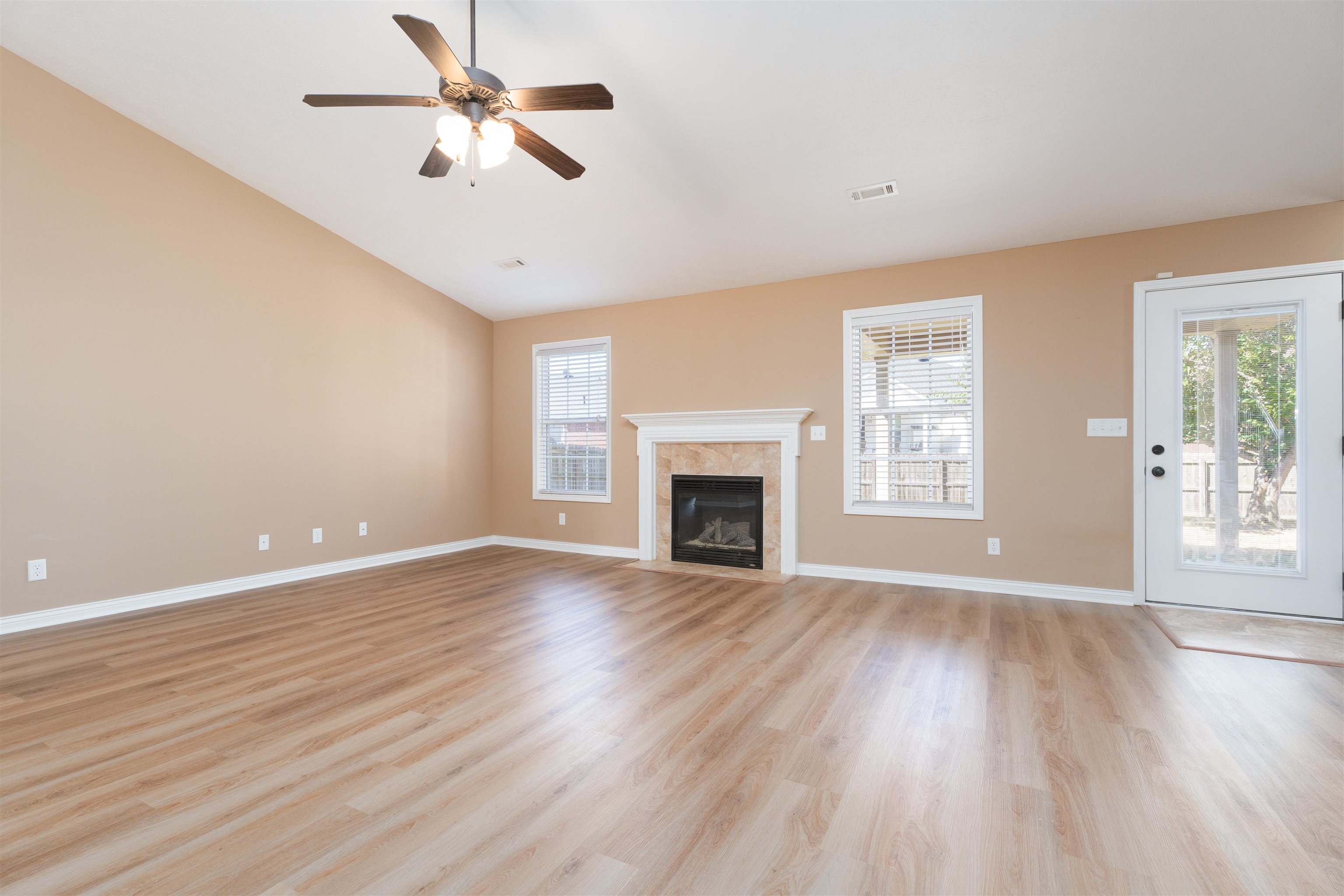 2920 Trails Way, Owensboro, Kentucky 42303, 3 Bedrooms Bedrooms, ,2 BathroomsBathrooms,Single Family Residence,For Sale,Trails Way,90569