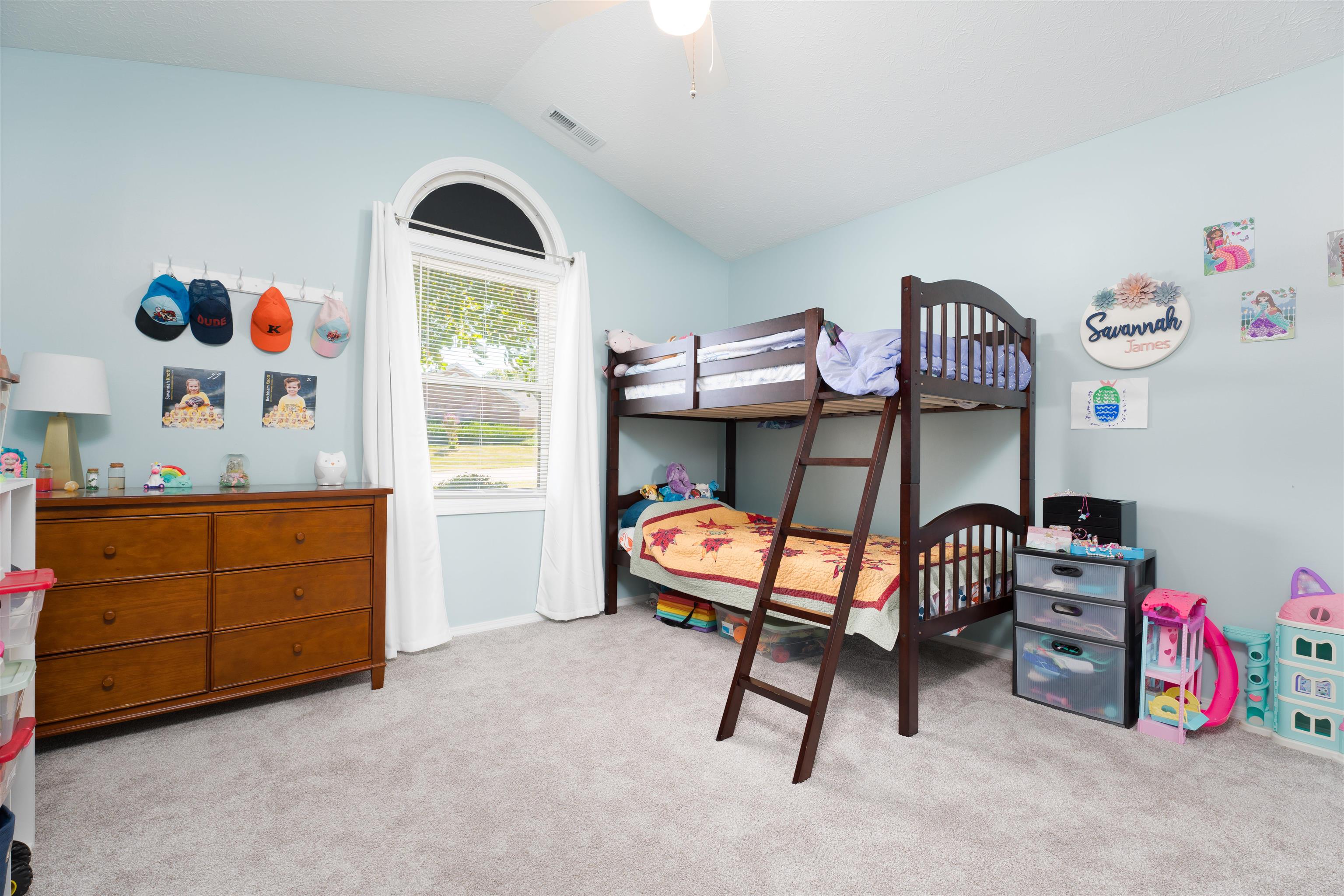 3736 War Admiral Dr, Owensboro, Kentucky 42303, 3 Bedrooms Bedrooms, ,2 BathroomsBathrooms,Single Family Residence,For Sale,War Admiral Dr,90572