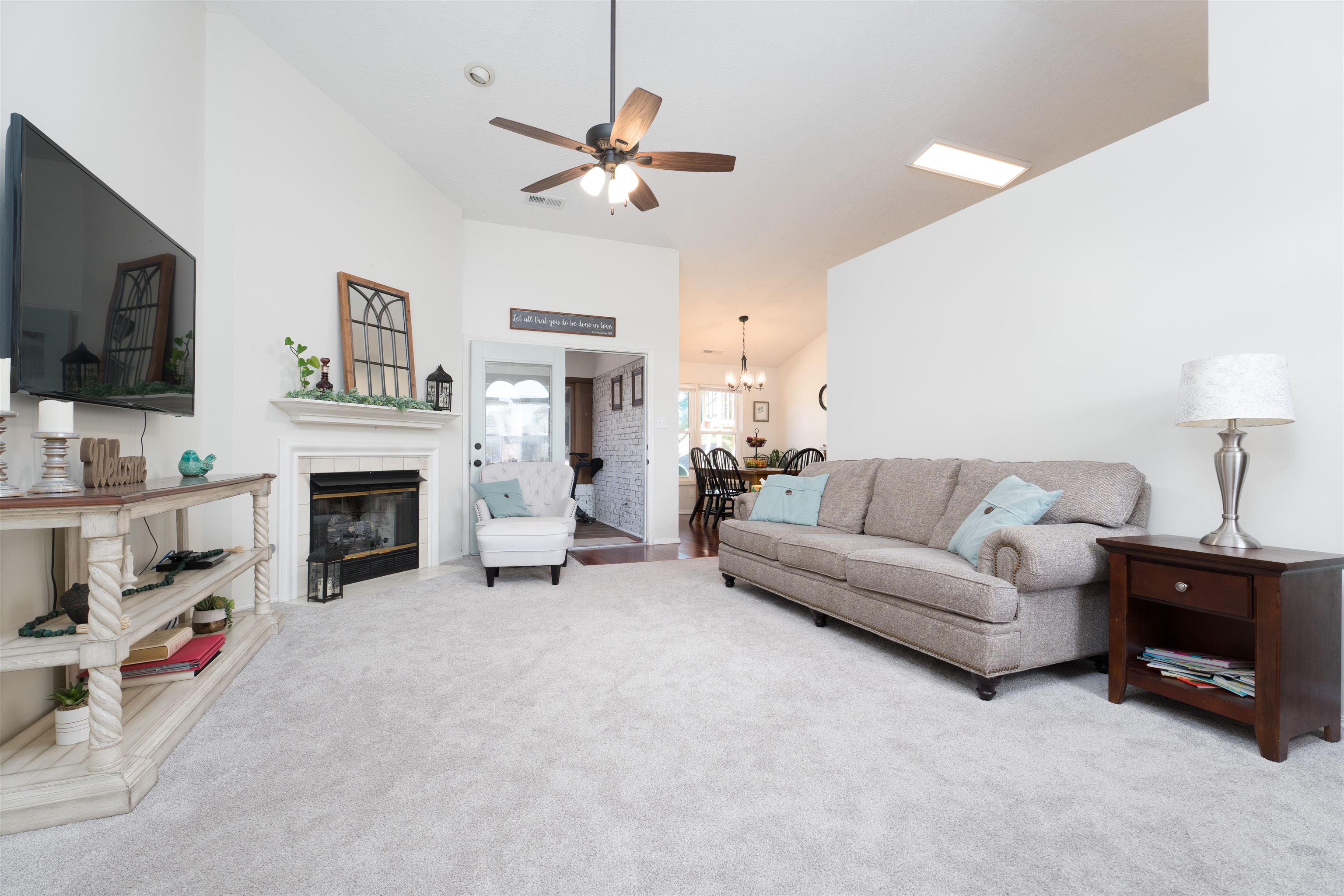 3736 War Admiral Dr, Owensboro, Kentucky 42303, 3 Bedrooms Bedrooms, ,2 BathroomsBathrooms,Single Family Residence,For Sale,War Admiral Dr,90572