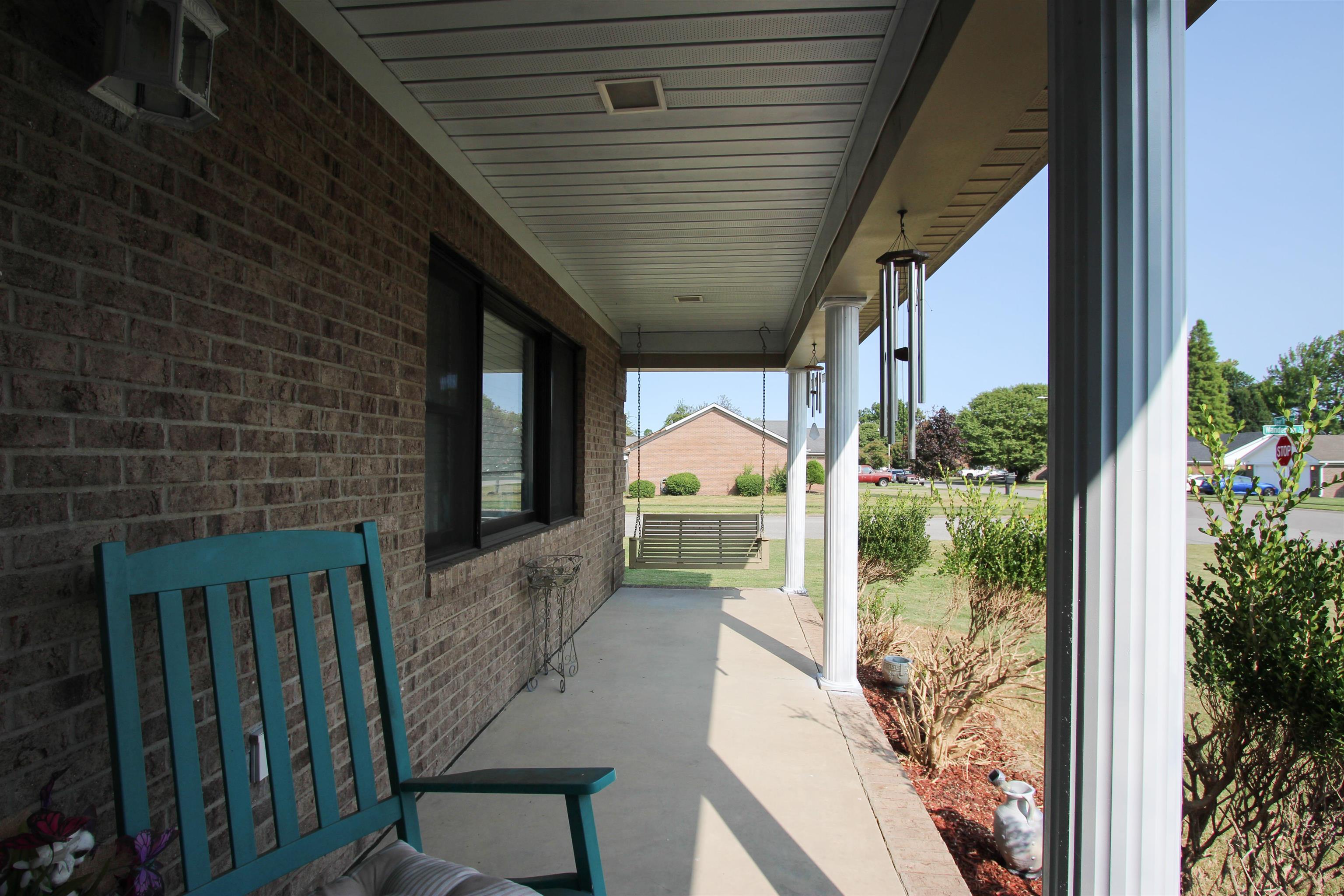 3503 Deer Trail, Owensboro, Kentucky 42301, 3 Bedrooms Bedrooms, ,2 BathroomsBathrooms,Single Family Residence,For Sale,Deer Trail,90573