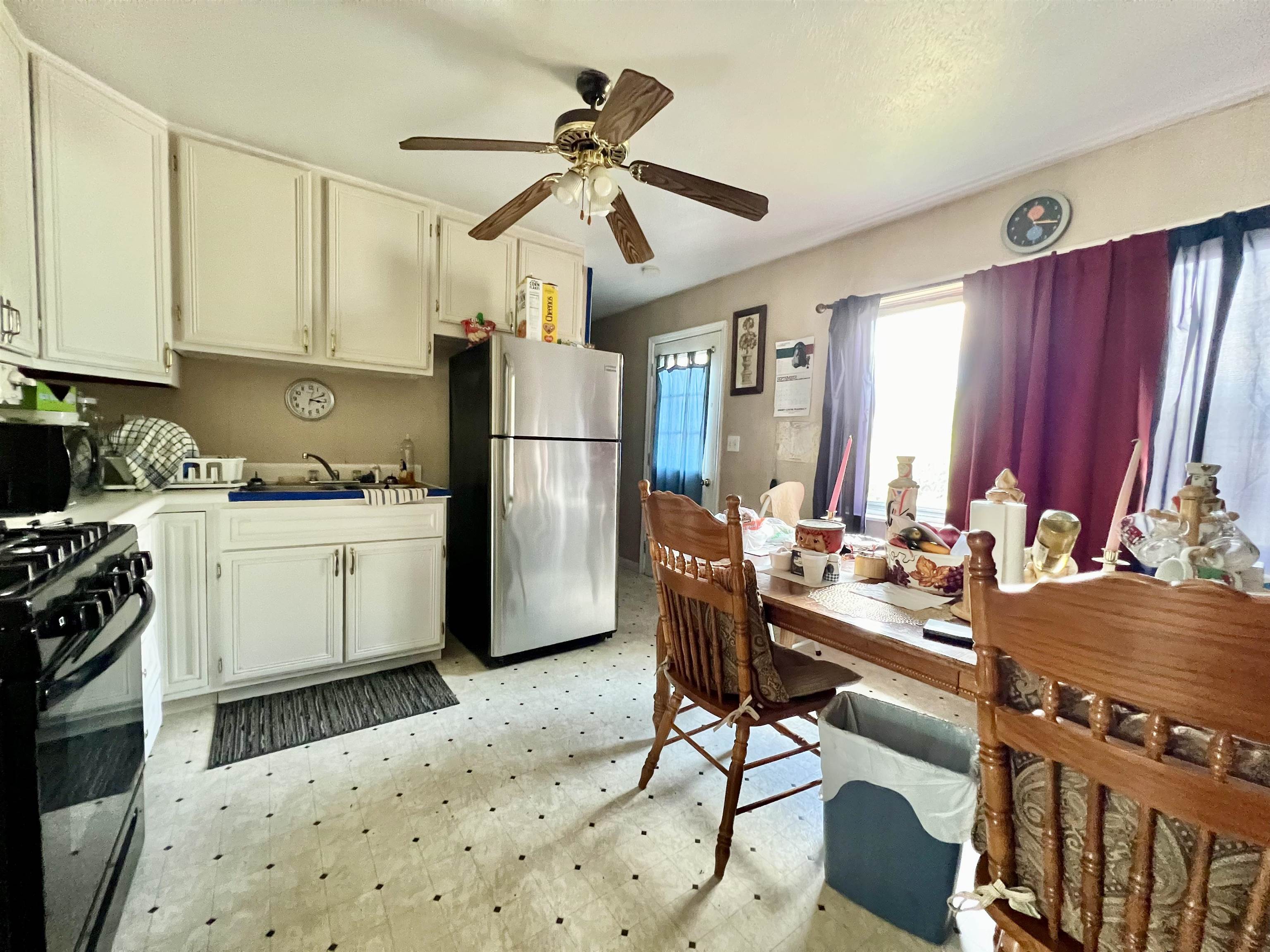 3621 Winchester Dr., Owensboro, Kentucky 42301, 3 Bedrooms Bedrooms, ,1 BathroomBathrooms,Single Family Residence,For Sale,Winchester Dr.,90574