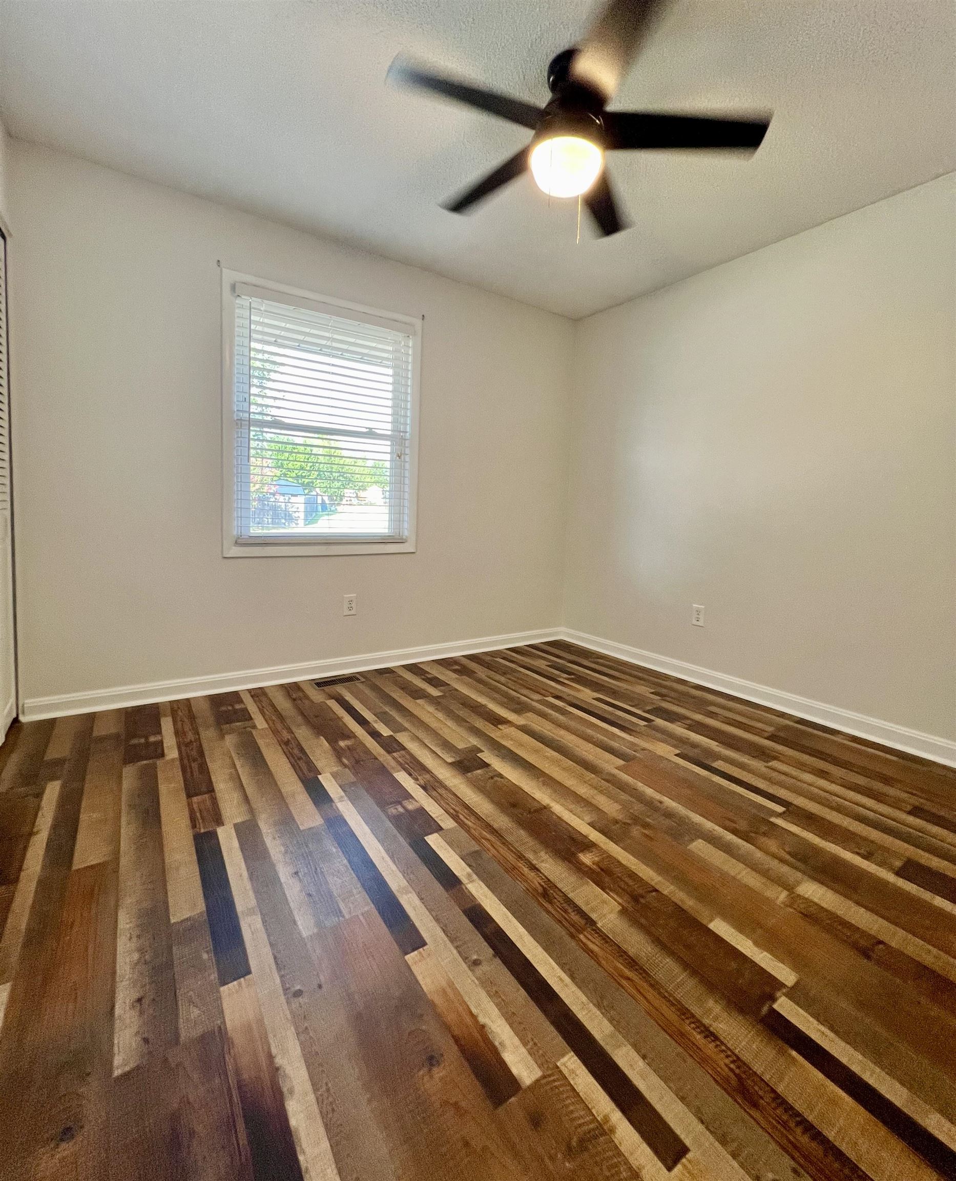 4230 Yewells Landing W, Owensboro, Kentucky 42303, 3 Bedrooms Bedrooms, ,2 BathroomsBathrooms,Single Family Residence,For Sale,Yewells Landing W,90575