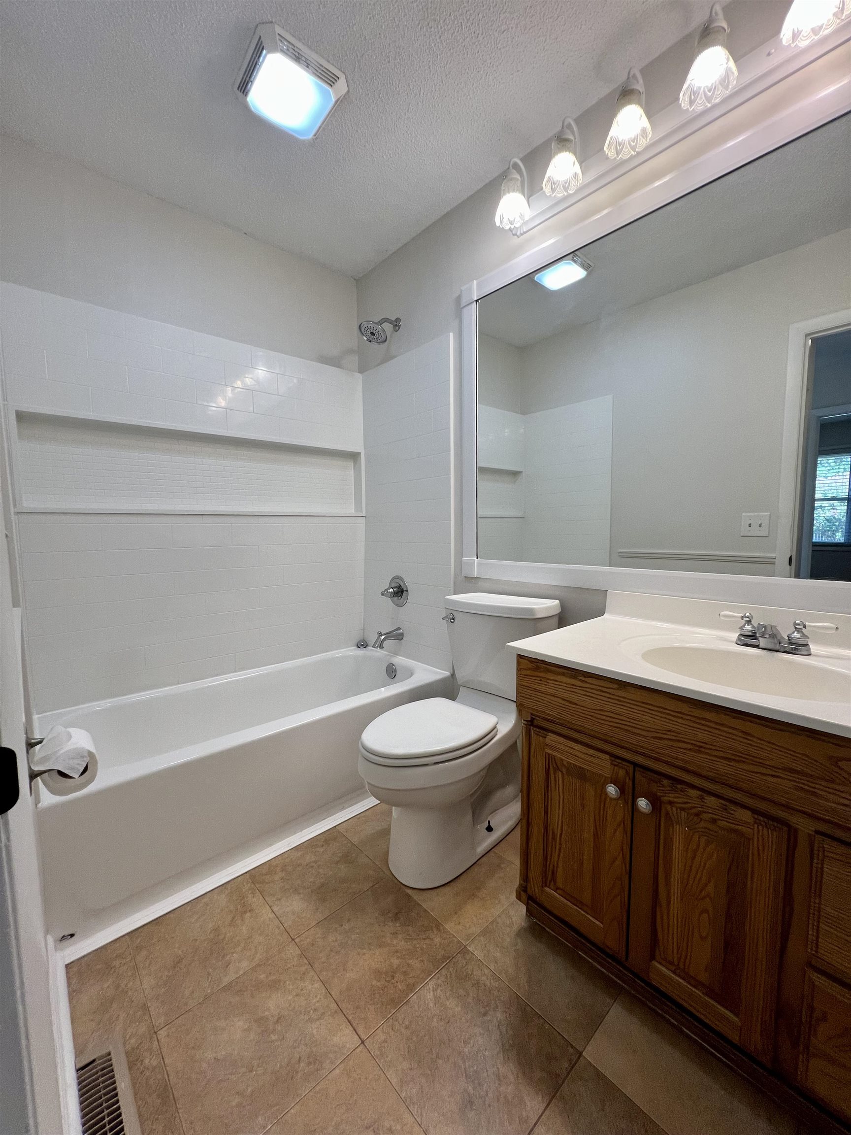 4230 Yewells Landing W, Owensboro, Kentucky 42303, 3 Bedrooms Bedrooms, ,2 BathroomsBathrooms,Single Family Residence,For Sale,Yewells Landing W,90575