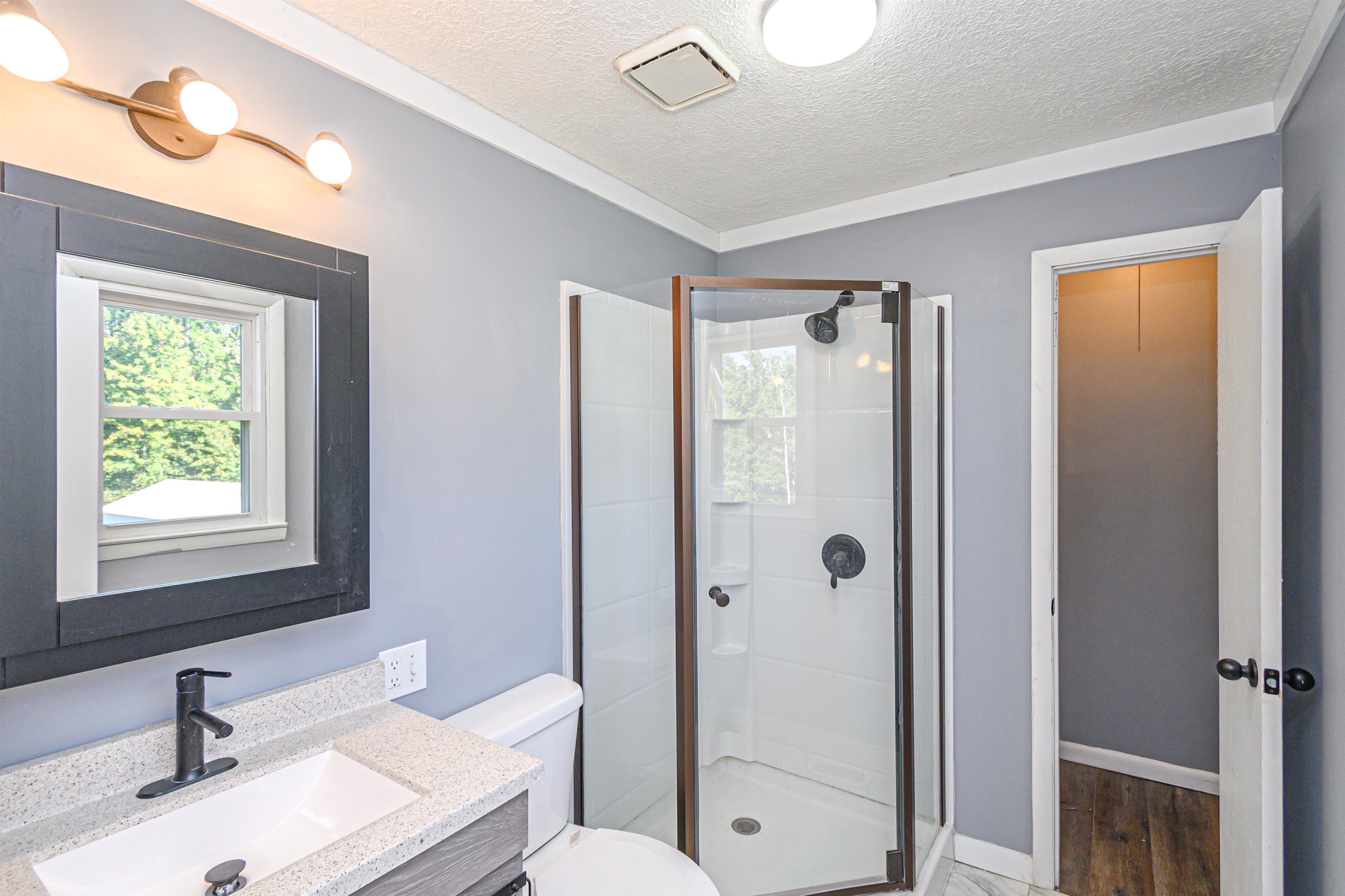 291 Whispering Hills Ln, Greenville, Kentucky 42345, 3 Bedrooms Bedrooms, ,3 BathroomsBathrooms,Single Family Residence,For Sale,Whispering Hills Ln,90576