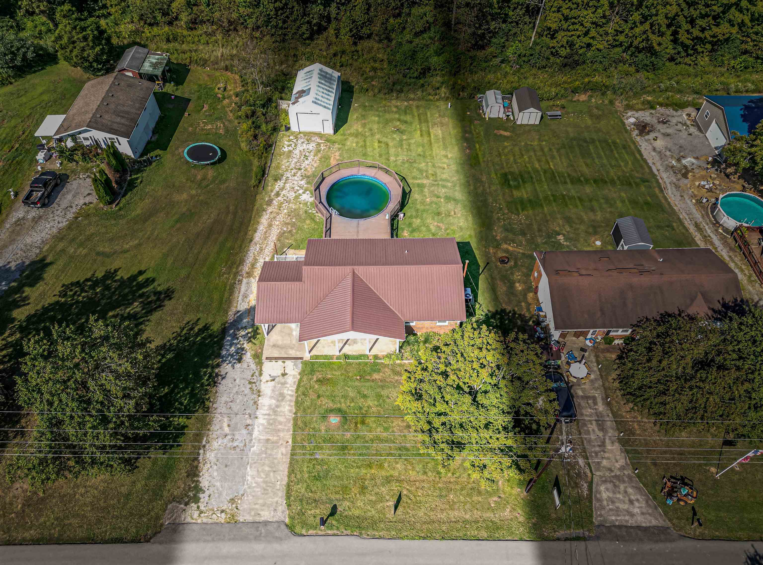 291 Whispering Hills Ln, Greenville, Kentucky 42345, 3 Bedrooms Bedrooms, ,3 BathroomsBathrooms,Single Family Residence,For Sale,Whispering Hills Ln,90576