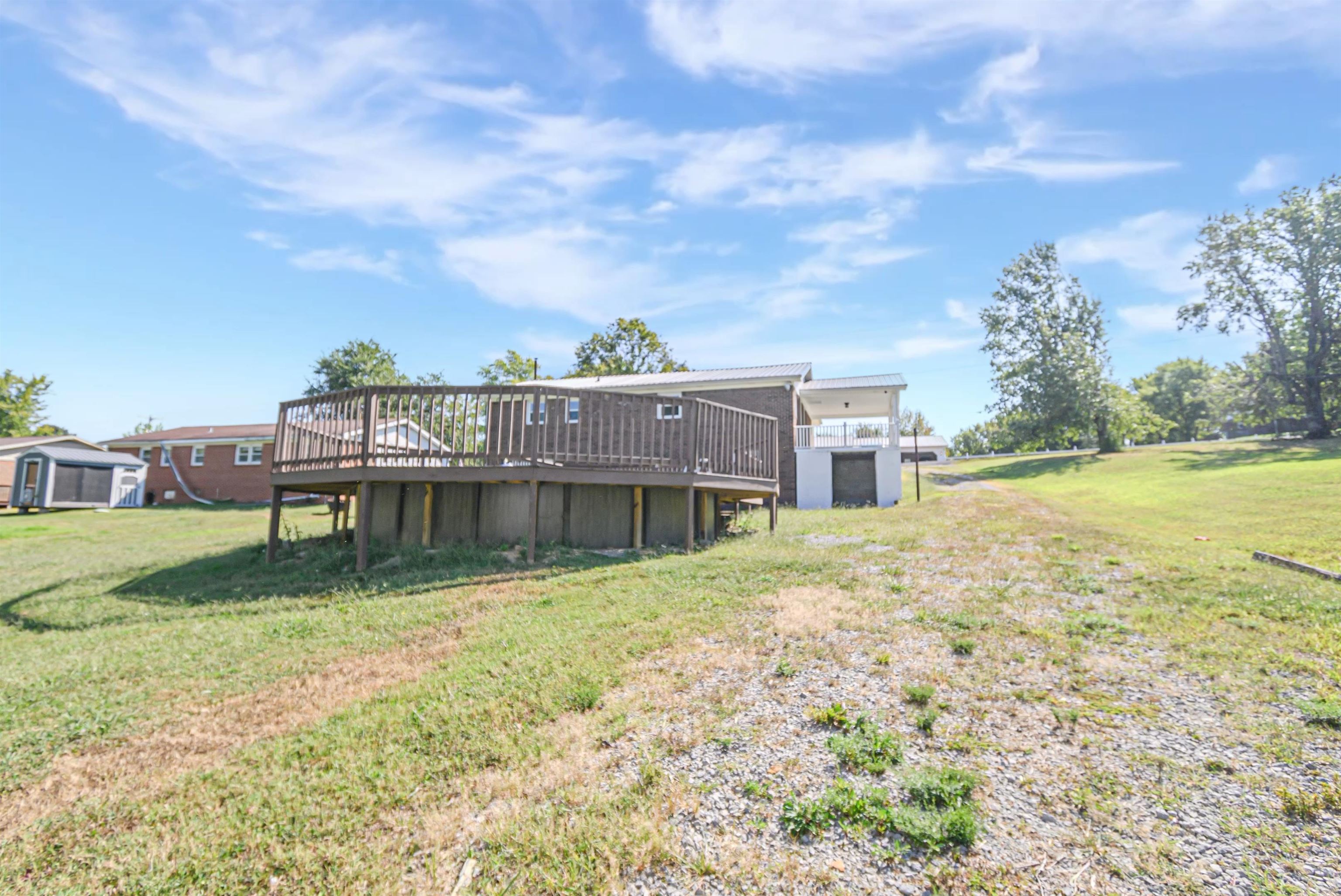 291 Whispering Hills Ln, Greenville, Kentucky 42345, 3 Bedrooms Bedrooms, ,3 BathroomsBathrooms,Single Family Residence,For Sale,Whispering Hills Ln,90576
