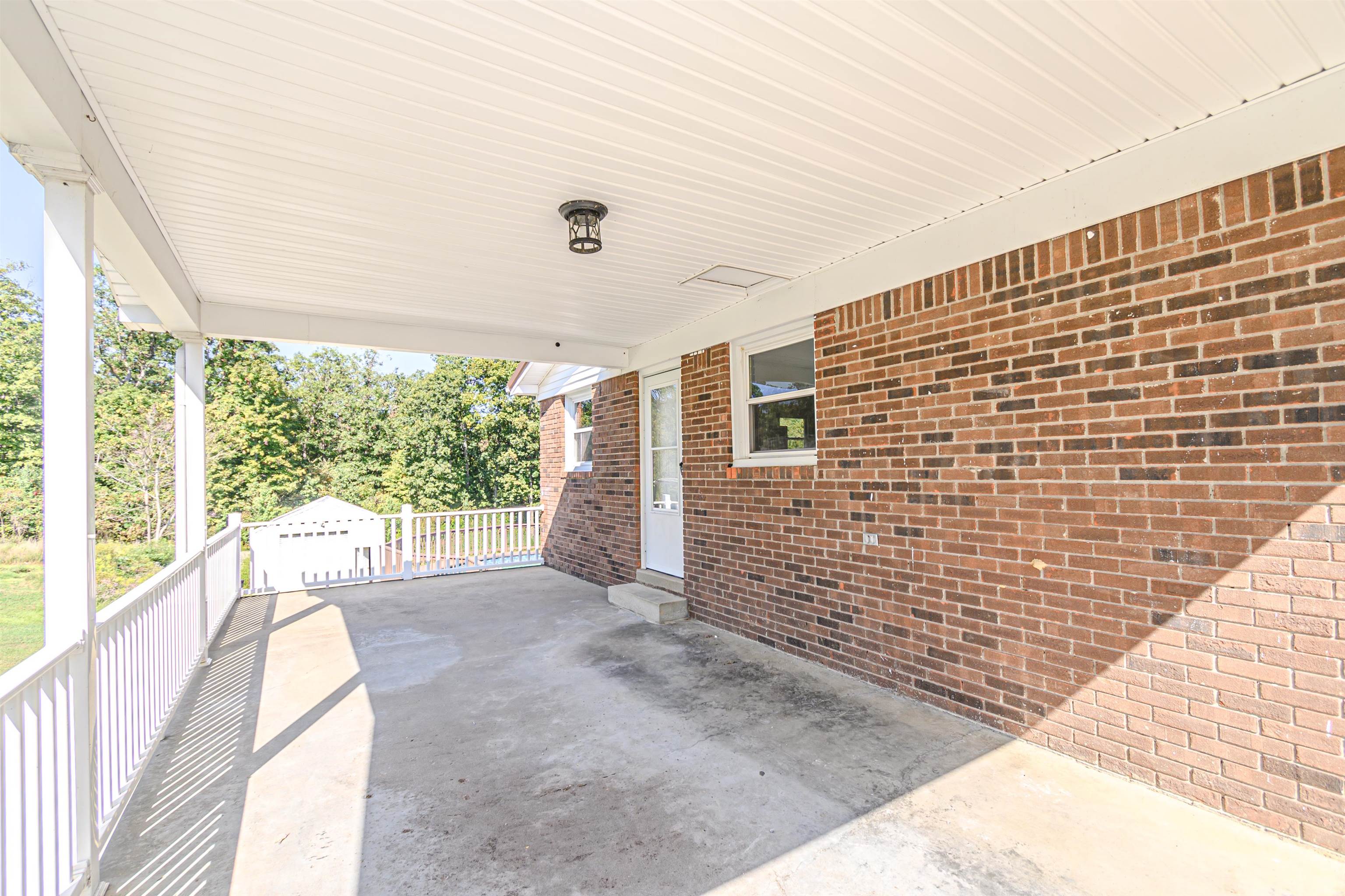 291 Whispering Hills Ln, Greenville, Kentucky 42345, 3 Bedrooms Bedrooms, ,3 BathroomsBathrooms,Single Family Residence,For Sale,Whispering Hills Ln,90576