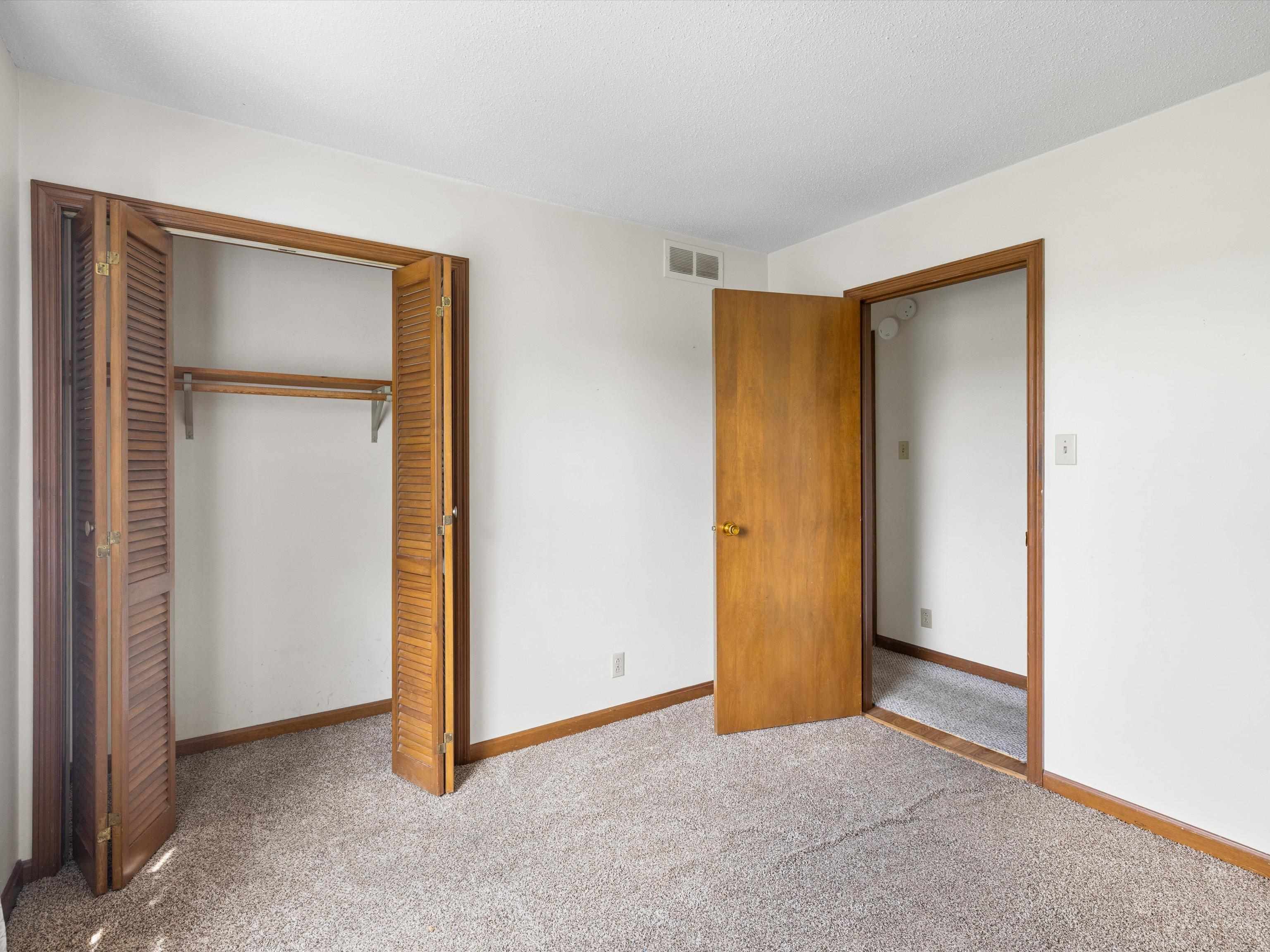 2038 Old Corydon Rd, Henderson, Kentucky 42420, 3 Bedrooms Bedrooms, ,2 BathroomsBathrooms,Single Family Residence,For Sale,Old Corydon Rd,90579
