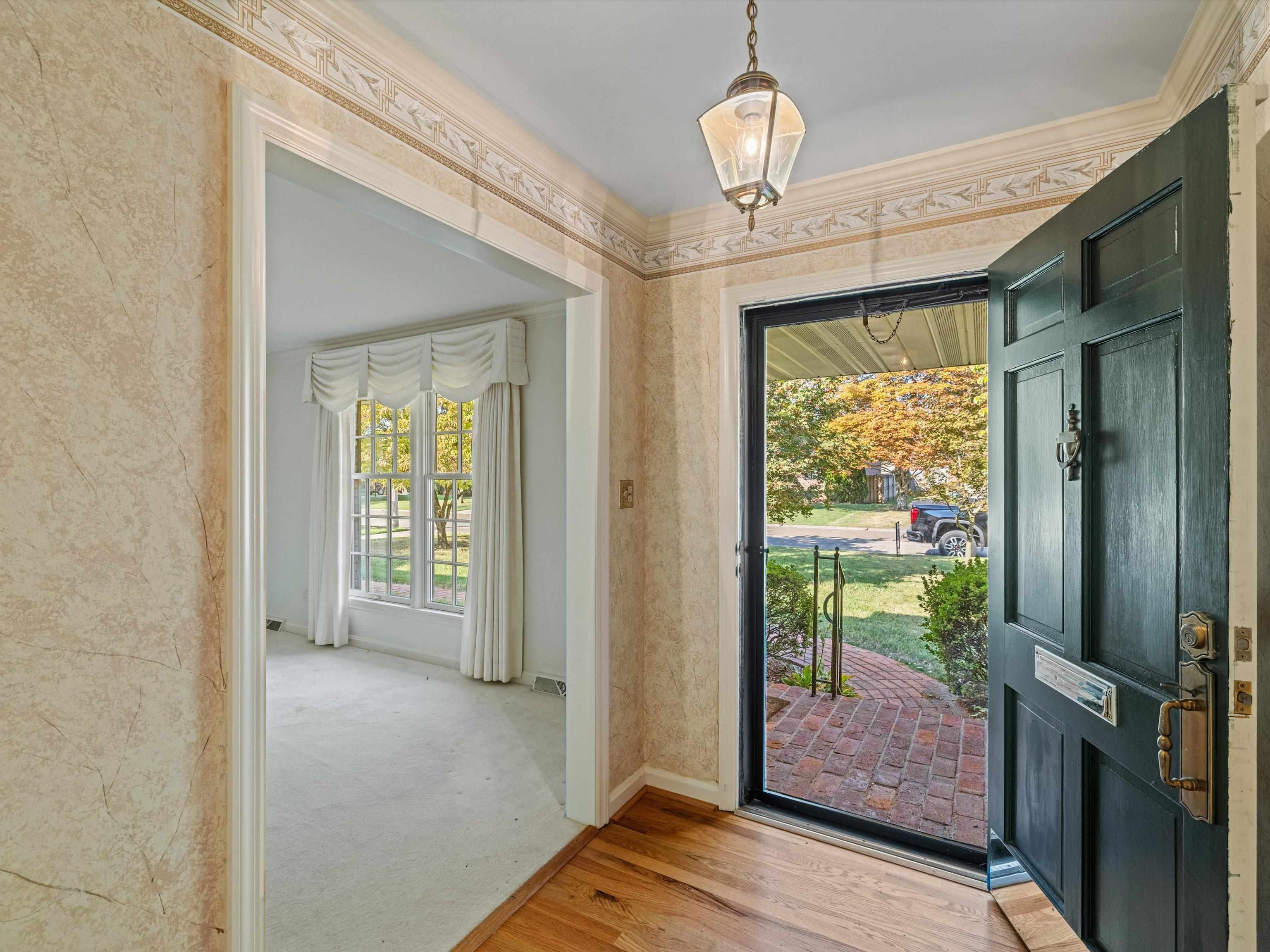 2439 Spencer Drive, Owensboro, Kentucky 42301, 3 Bedrooms Bedrooms, ,2 BathroomsBathrooms,Single Family Residence,For Sale,Spencer Drive,90582