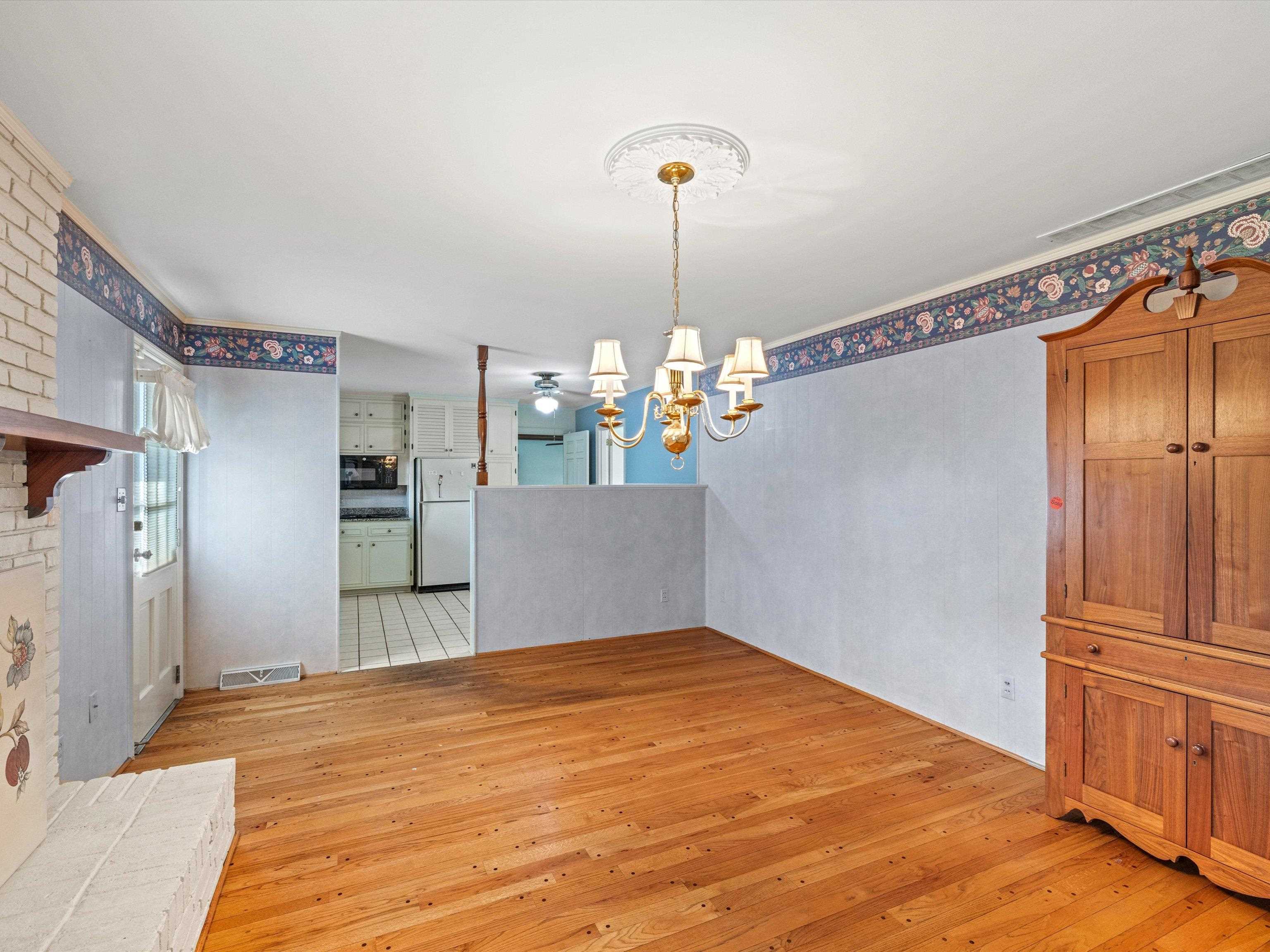 2439 Spencer Drive, Owensboro, Kentucky 42301, 3 Bedrooms Bedrooms, ,2 BathroomsBathrooms,Single Family Residence,For Sale,Spencer Drive,90582