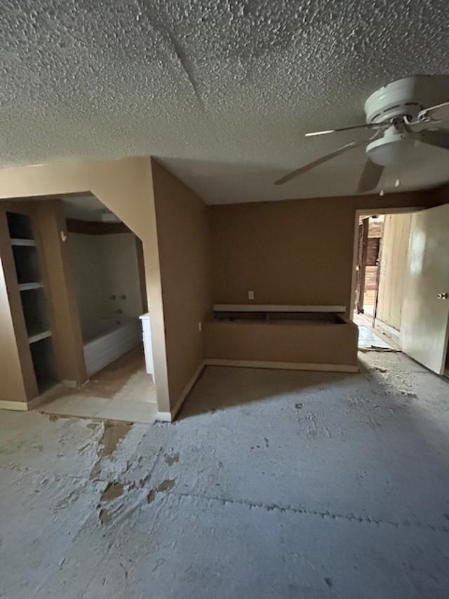 222 South Madison Ave, Madisonville, Kentucky 42431, 2 Bedrooms Bedrooms, ,2 BathroomsBathrooms,Single Family Residence,For Sale,South Madison Ave,90584