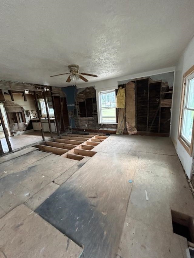 222 South Madison Ave, Madisonville, Kentucky 42431, 2 Bedrooms Bedrooms, ,2 BathroomsBathrooms,Single Family Residence,For Sale,South Madison Ave,90584