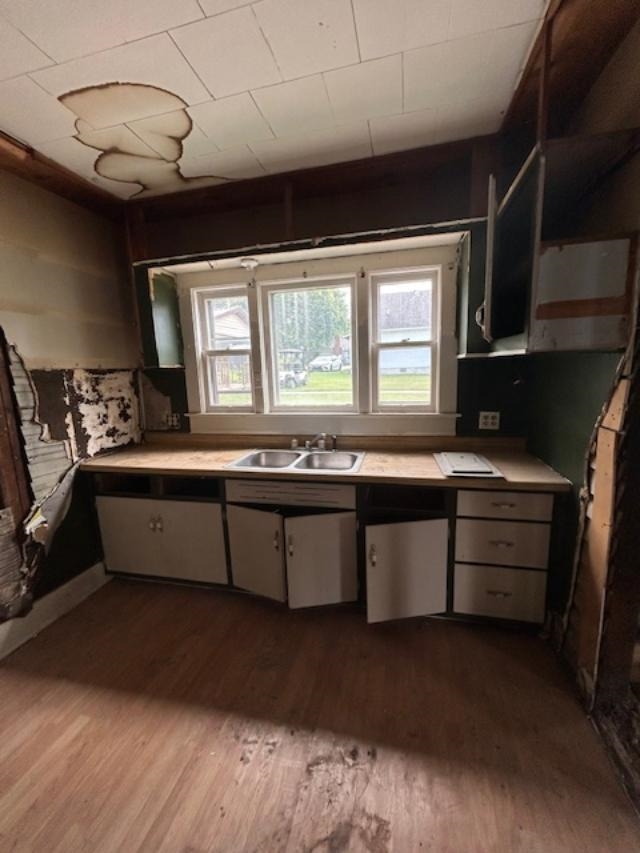 222 South Madison Ave, Madisonville, Kentucky 42431, 2 Bedrooms Bedrooms, ,2 BathroomsBathrooms,Single Family Residence,For Sale,South Madison Ave,90584