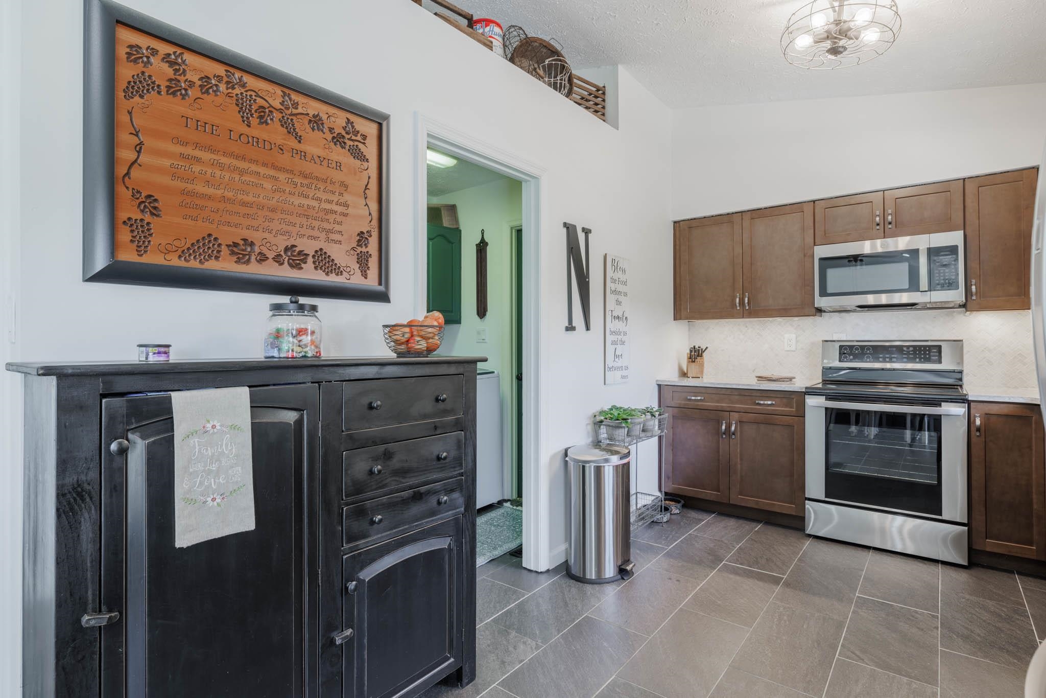 172 Truman Young Road, Hawesville, Kentucky 42348-172, 3 Bedrooms Bedrooms, ,2 BathroomsBathrooms,Single Family Residence,For Sale,Truman Young Road,90585