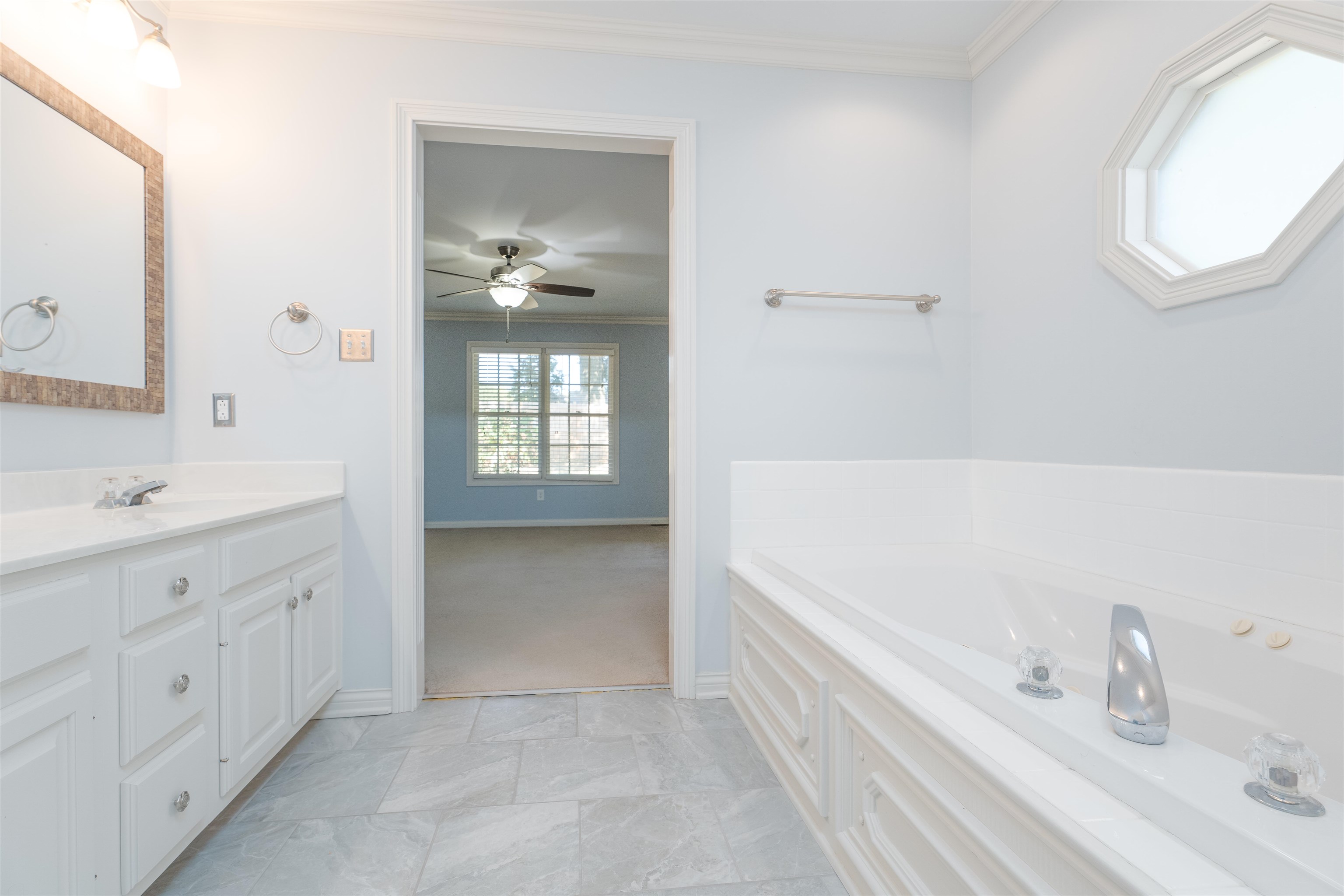 4325 Brookhill Drive, Owensboro, Kentucky 42303, 3 Bedrooms Bedrooms, ,2 BathroomsBathrooms,Single Family Residence,For Sale,Brookhill Drive,90586