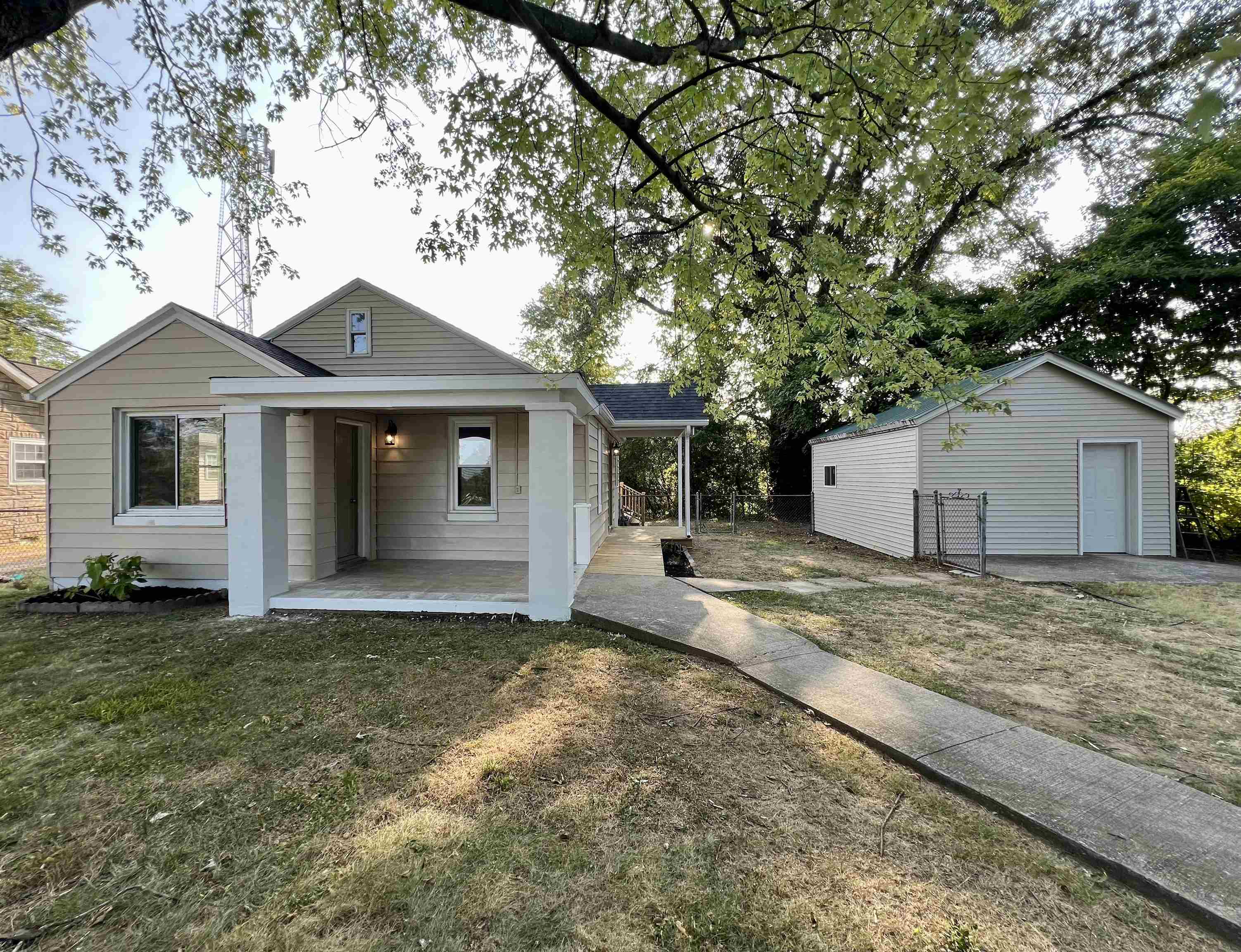 2669 E Victory Ct, Owensboro, Kentucky 42303, 2 Bedrooms Bedrooms, ,1 BathroomBathrooms,Single Family Residence,For Sale,E Victory Ct,90596