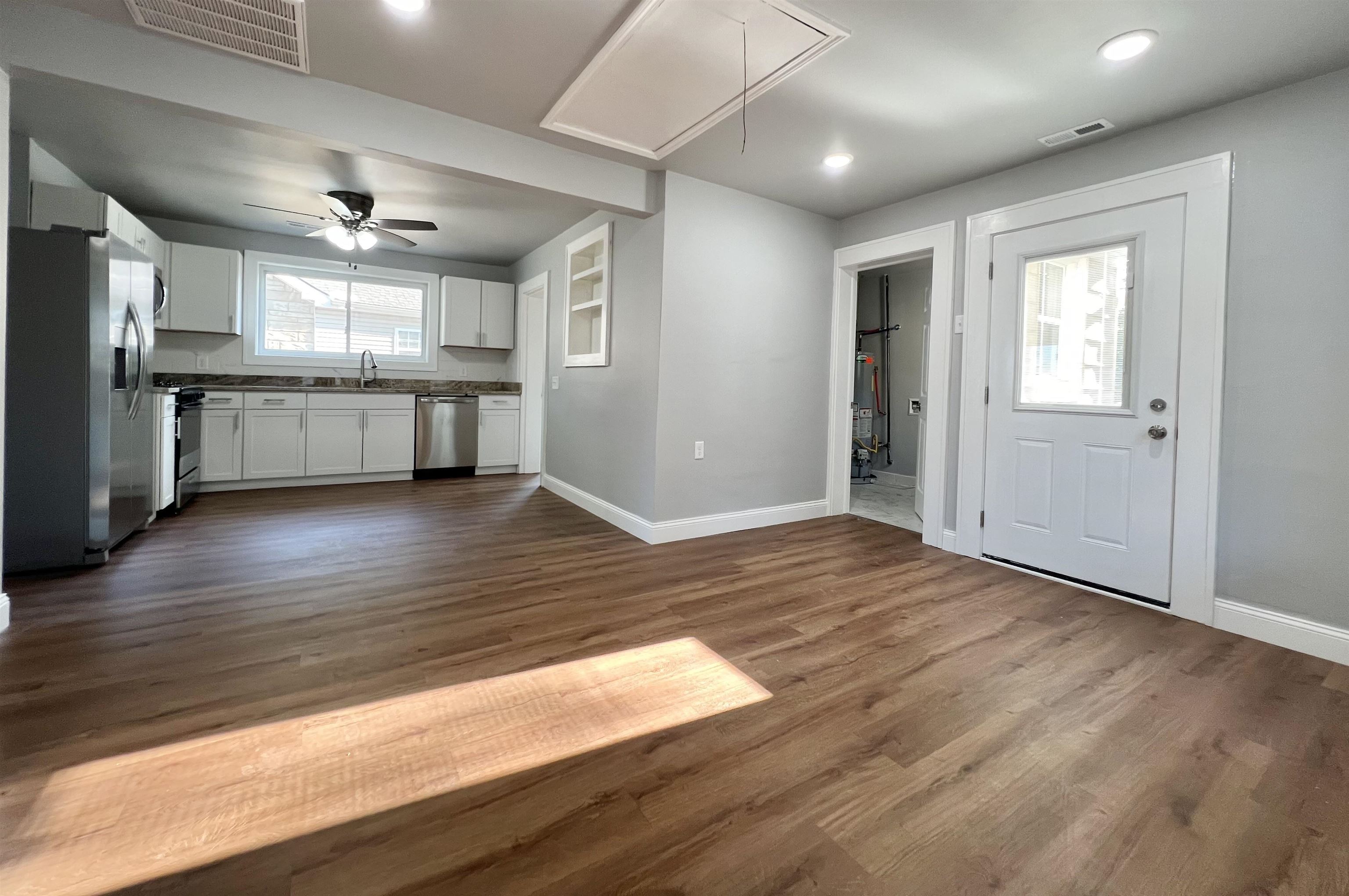 2669 E Victory Ct, Owensboro, Kentucky 42303, 2 Bedrooms Bedrooms, ,1 BathroomBathrooms,Single Family Residence,For Sale,E Victory Ct,90596