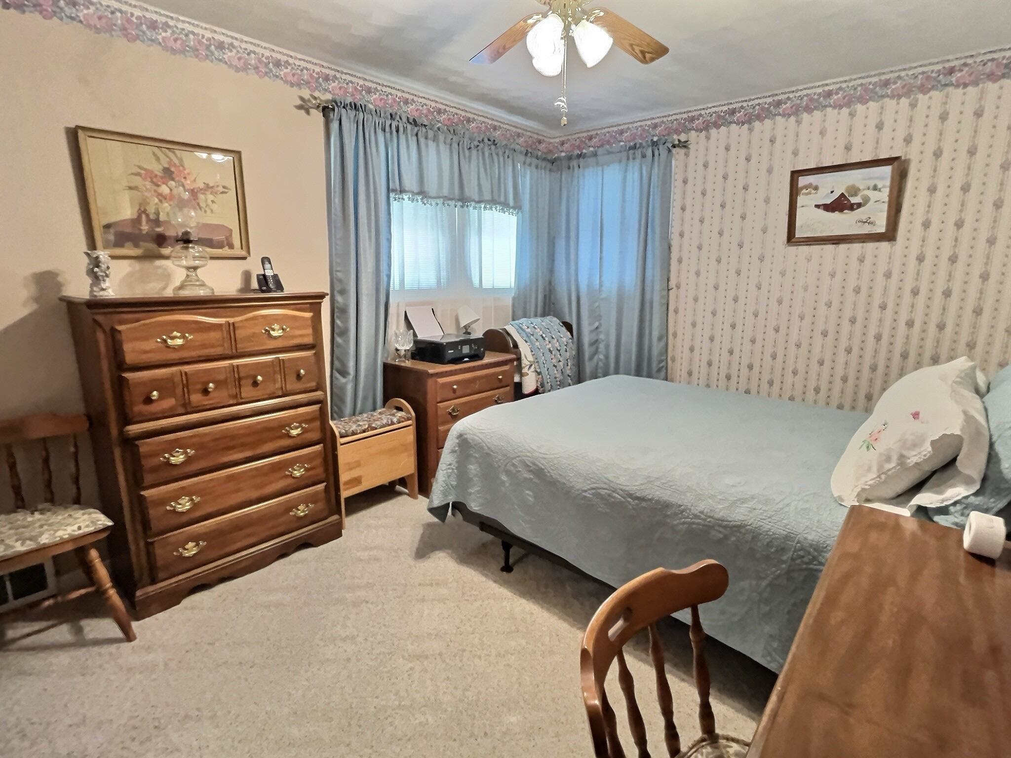 1422 Hill Ave, Owensboro, Kentucky 42301, 3 Bedrooms Bedrooms, ,1 BathroomBathrooms,Single Family Residence,For Sale,Hill Ave,90597