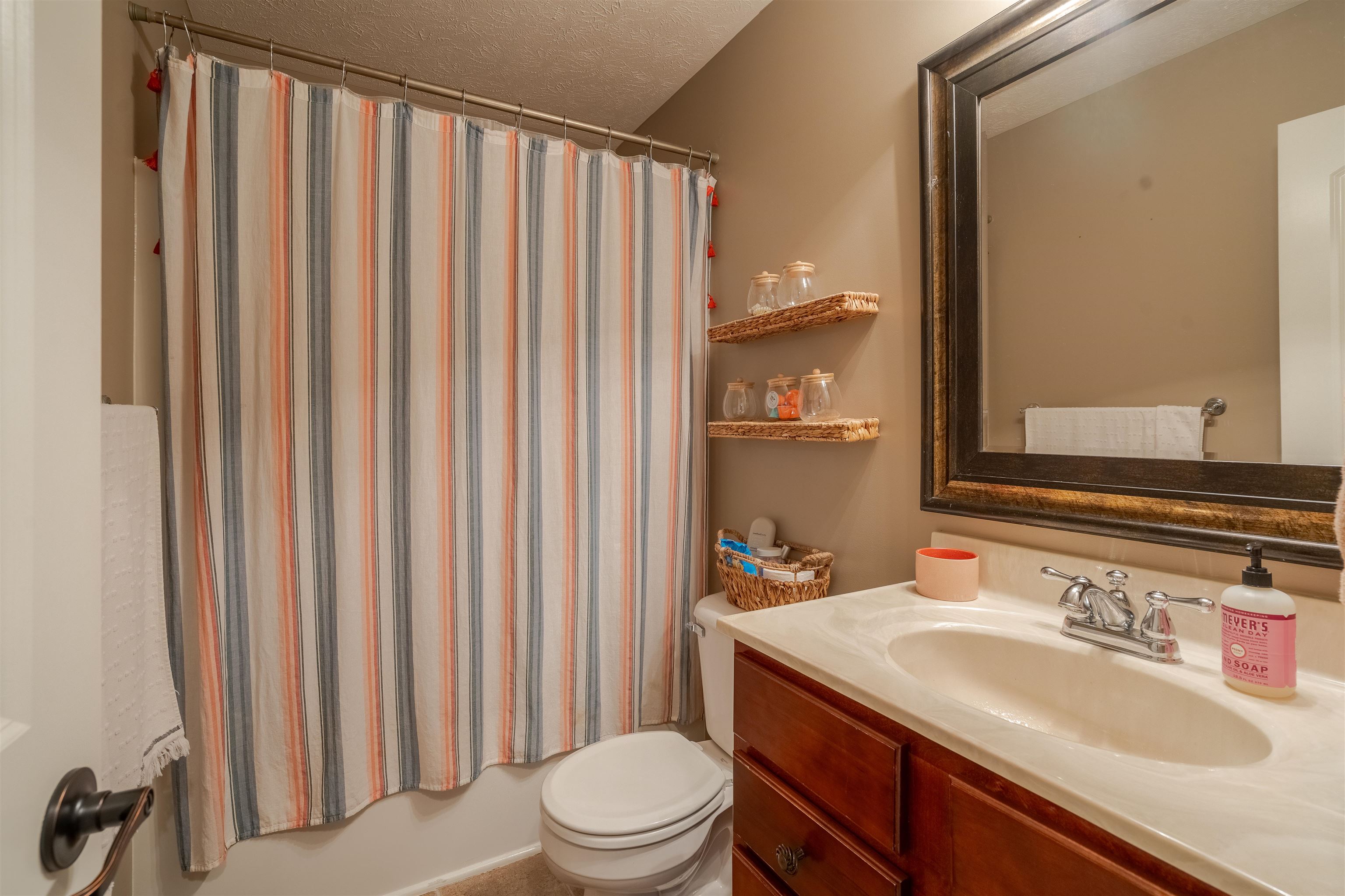 2875 Trails Way, Owensboro, Kentucky 42303, 3 Bedrooms Bedrooms, ,2 BathroomsBathrooms,Single Family Residence,For Sale,Trails Way,90598
