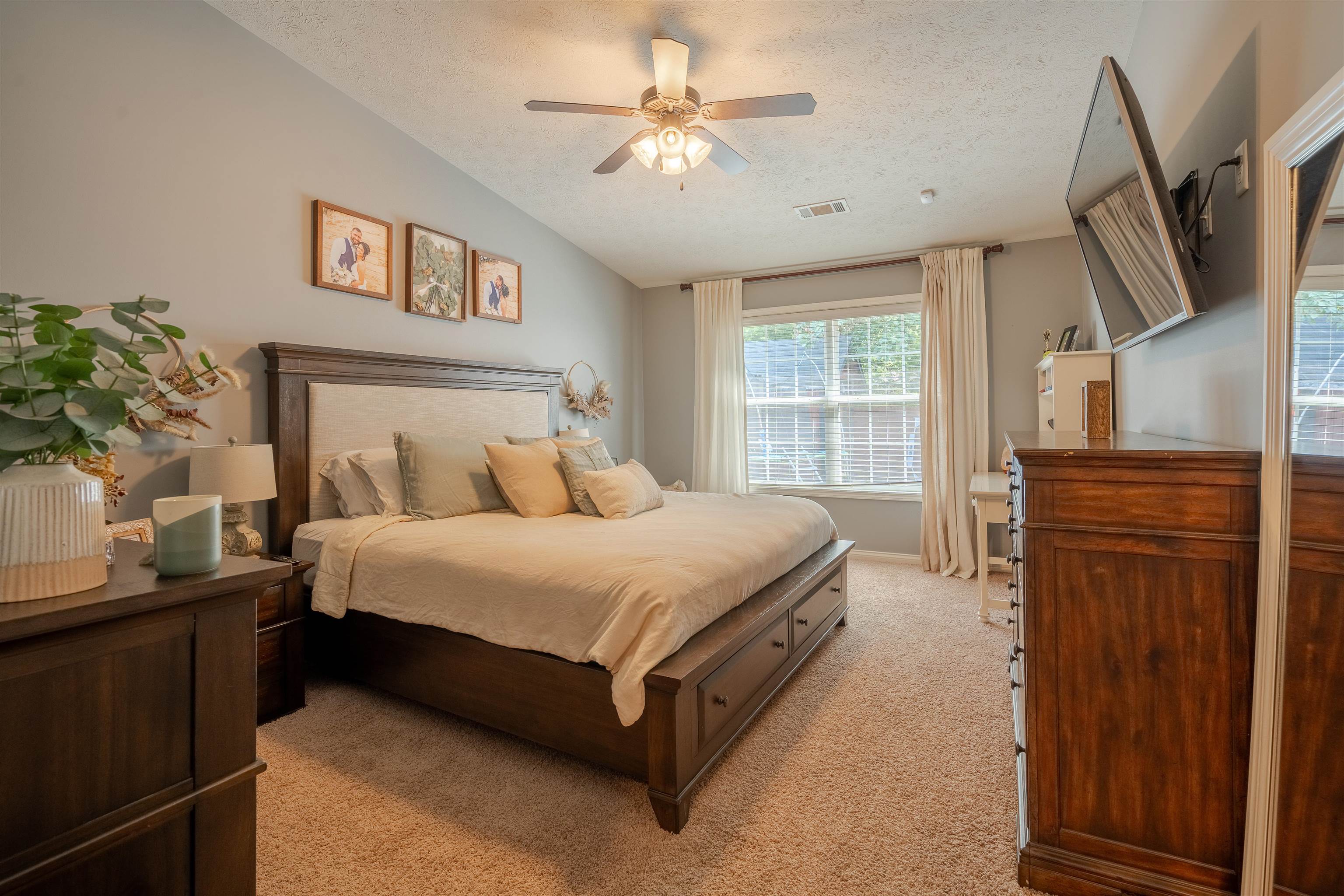 2875 Trails Way, Owensboro, Kentucky 42303, 3 Bedrooms Bedrooms, ,2 BathroomsBathrooms,Single Family Residence,For Sale,Trails Way,90598