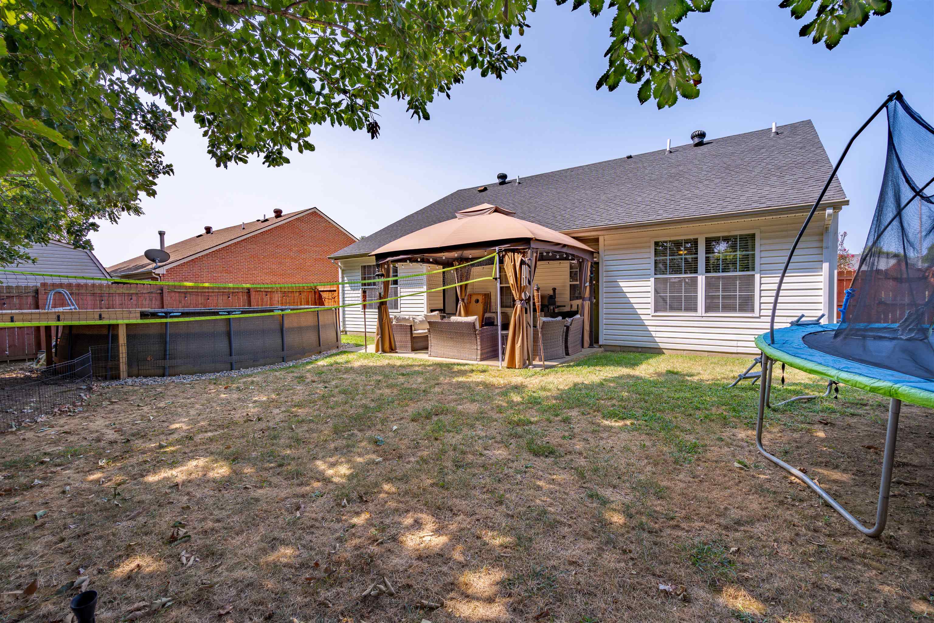 2875 Trails Way, Owensboro, Kentucky 42303, 3 Bedrooms Bedrooms, ,2 BathroomsBathrooms,Single Family Residence,For Sale,Trails Way,90598