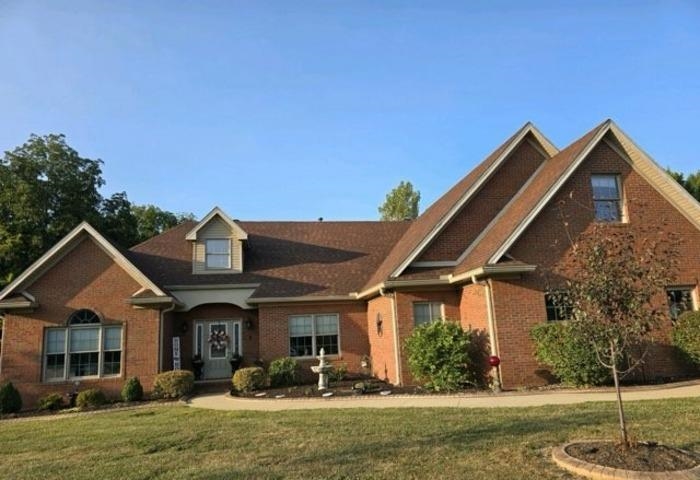 4503 Harbor Hills Trace, Owensboro, Kentucky 42301, 5 Bedrooms Bedrooms, ,3 BathroomsBathrooms,Single Family Residence,For Sale,Harbor Hills Trace,90600