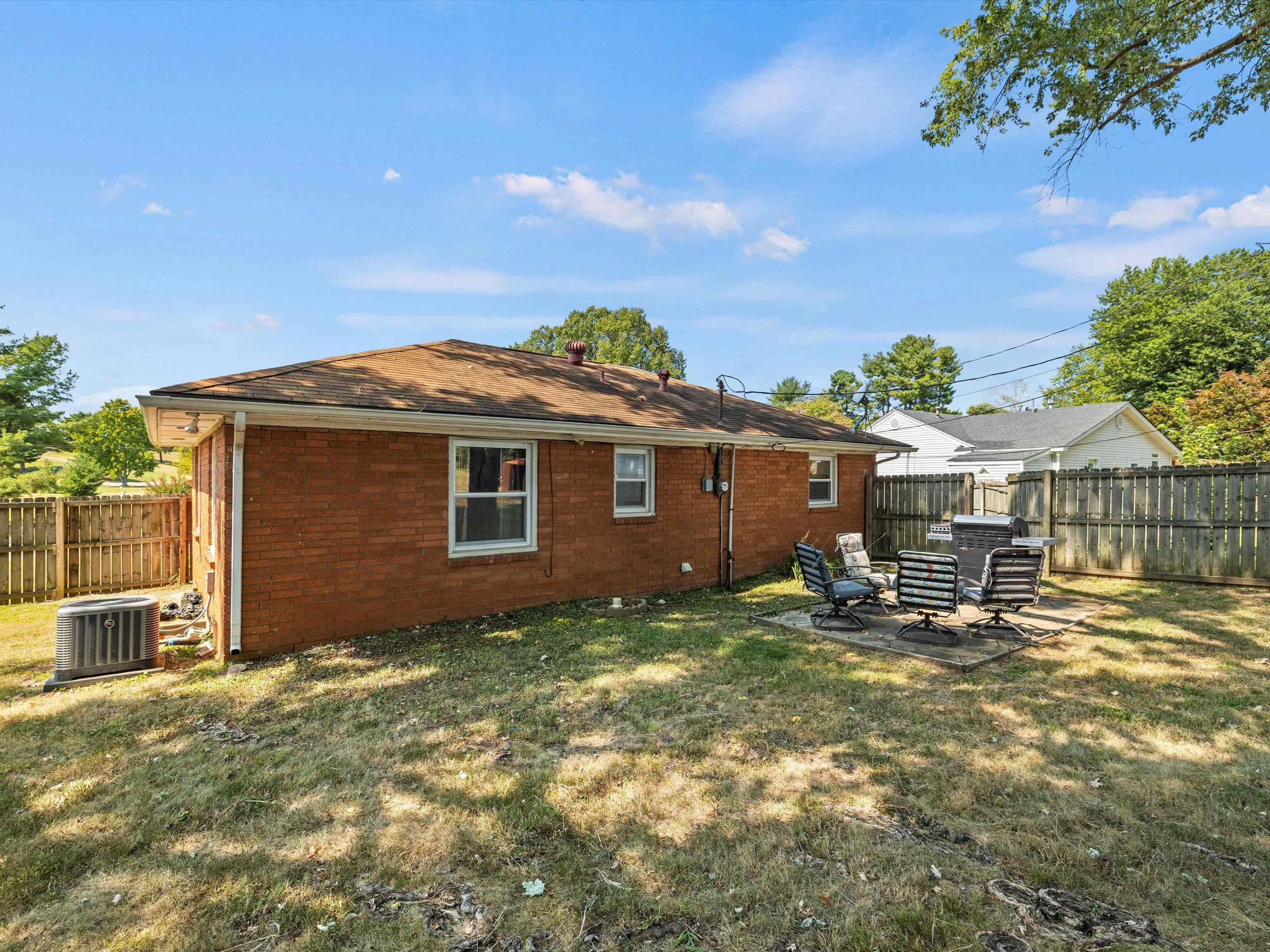 5061 Millers Mill Rd, Owensboro, Kentucky 42301, 3 Bedrooms Bedrooms, ,1 BathroomBathrooms,Single Family Residence,For Sale,Millers Mill Rd,90601