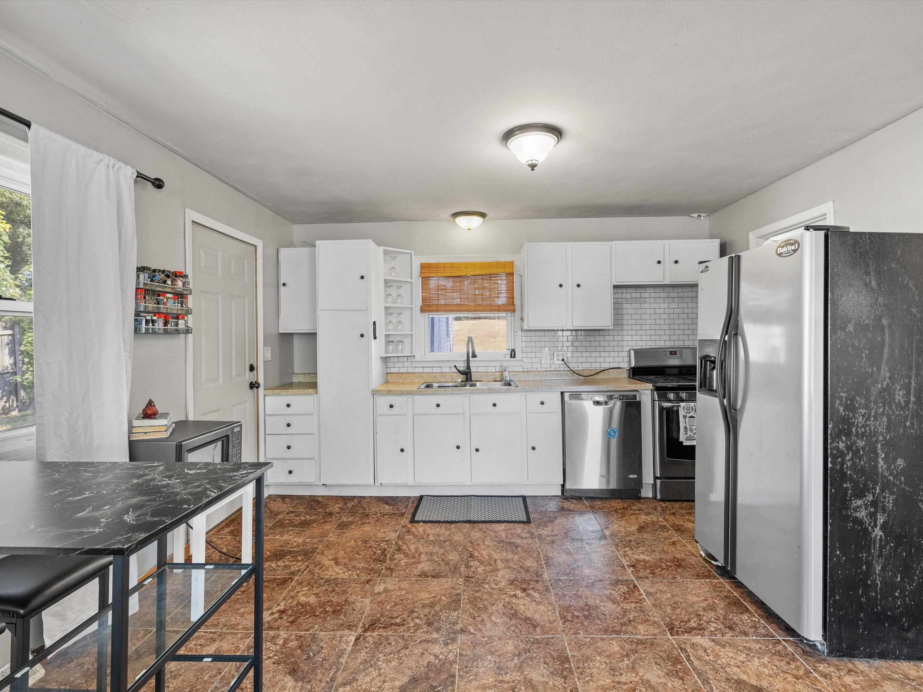 5061 Millers Mill Rd, Owensboro, Kentucky 42301, 3 Bedrooms Bedrooms, ,1 BathroomBathrooms,Single Family Residence,For Sale,Millers Mill Rd,90601