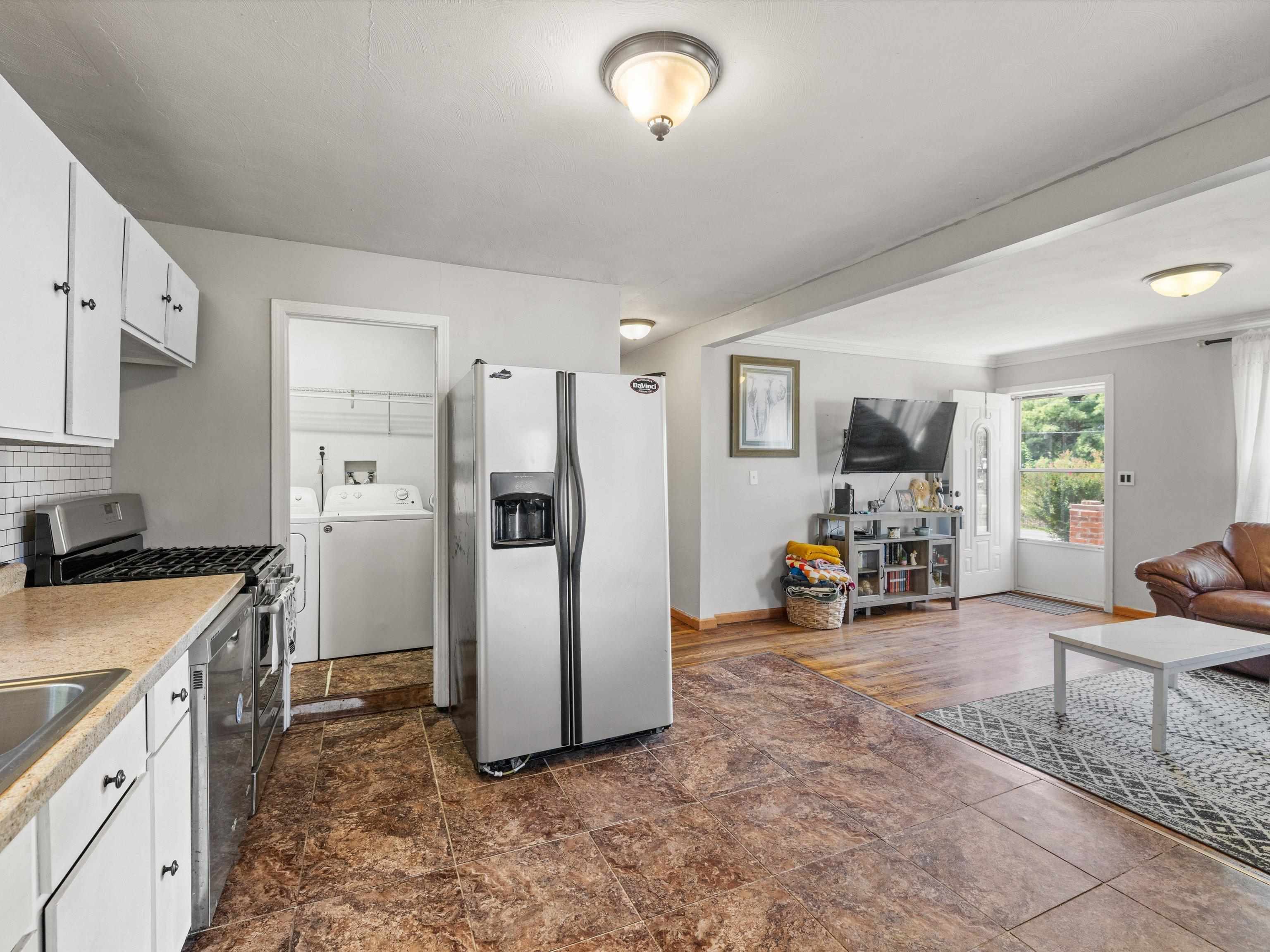 5061 Millers Mill Rd, Owensboro, Kentucky 42301, 3 Bedrooms Bedrooms, ,1 BathroomBathrooms,Single Family Residence,For Sale,Millers Mill Rd,90601