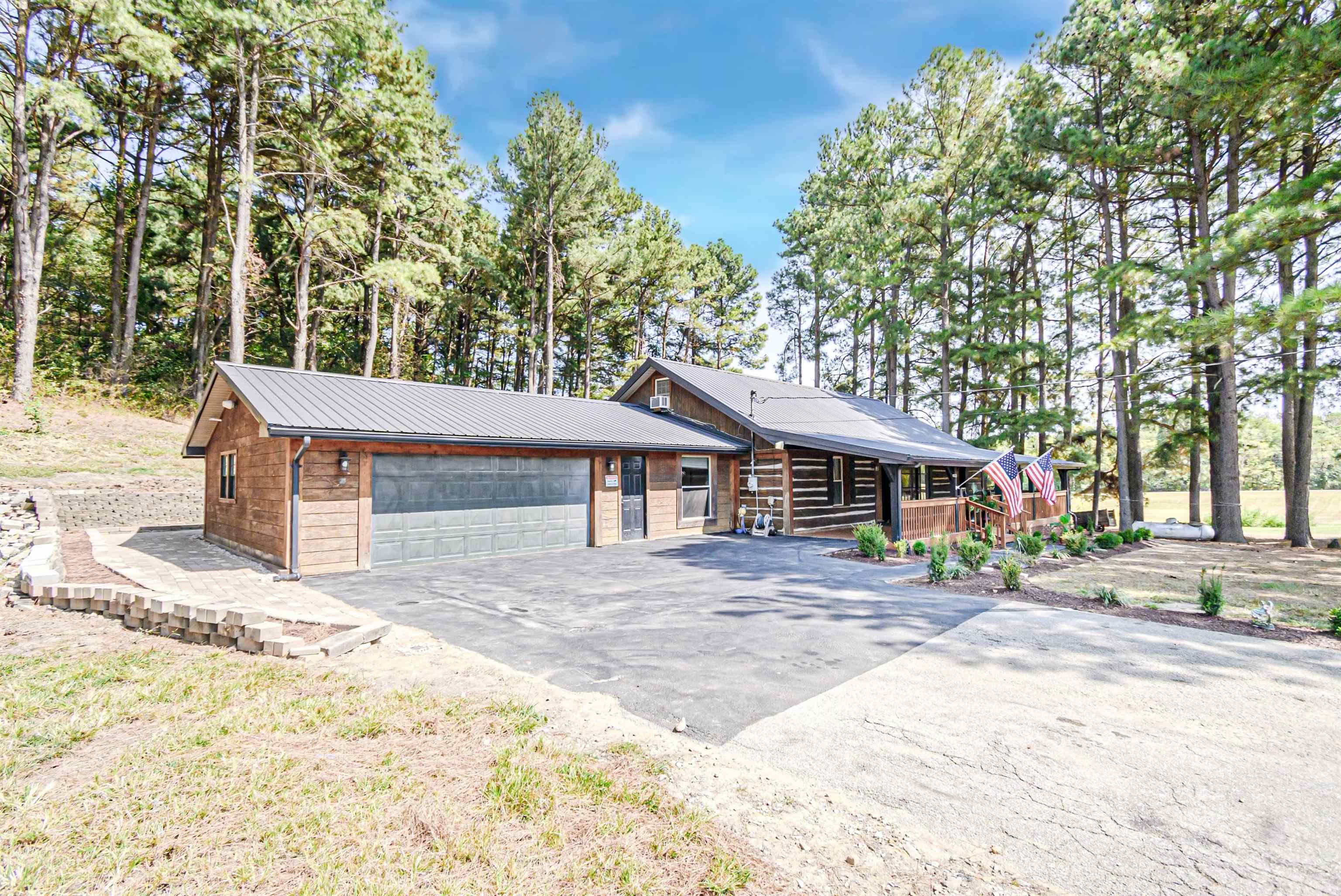 5721 Macedonia Rd, Owensboro, Kentucky 42301, 4 Bedrooms Bedrooms, ,2 BathroomsBathrooms,Single Family Residence,For Sale,Macedonia Rd,90603
