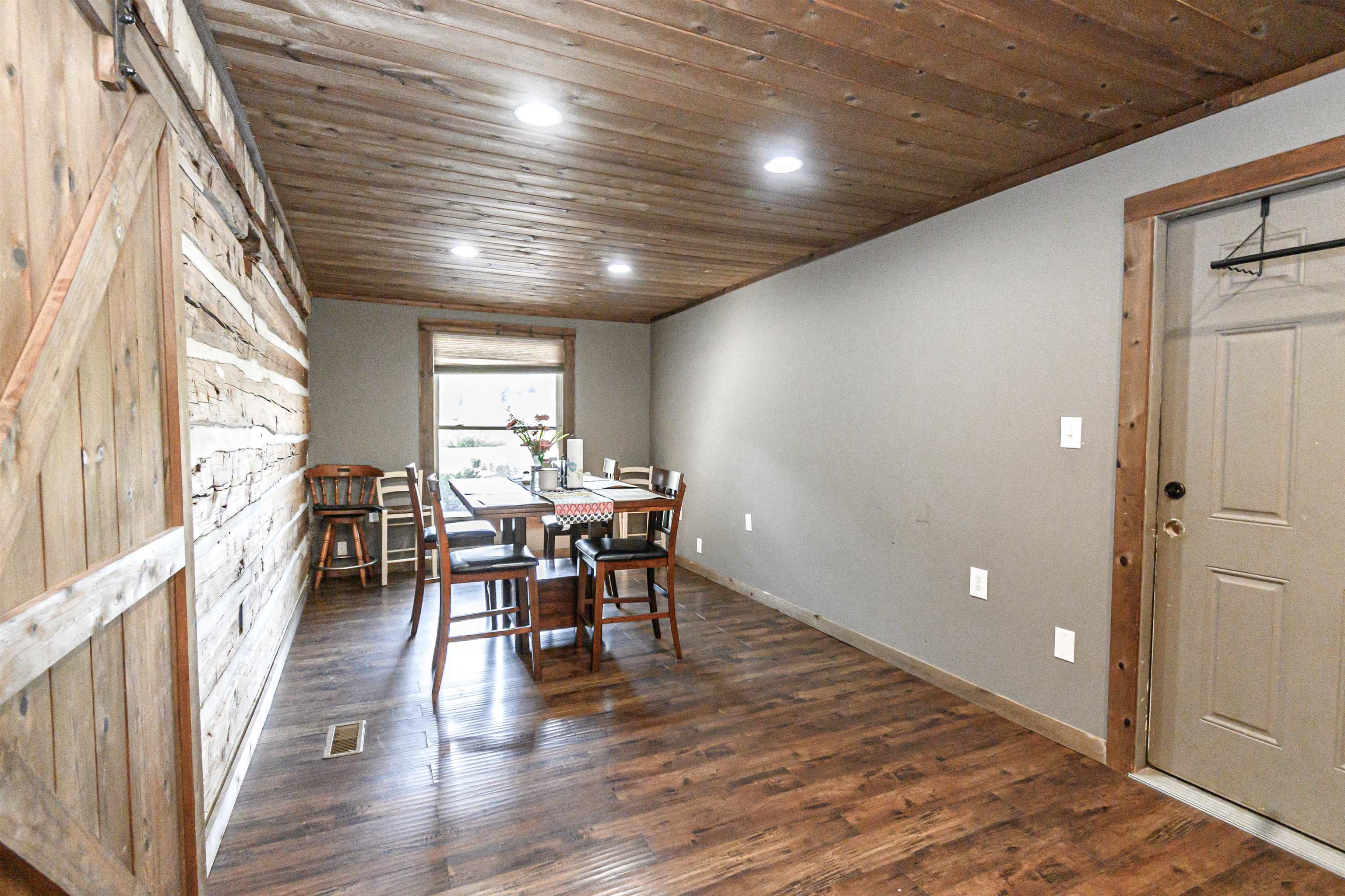5721 Macedonia Rd, Owensboro, Kentucky 42301, 4 Bedrooms Bedrooms, ,2 BathroomsBathrooms,Single Family Residence,For Sale,Macedonia Rd,90603