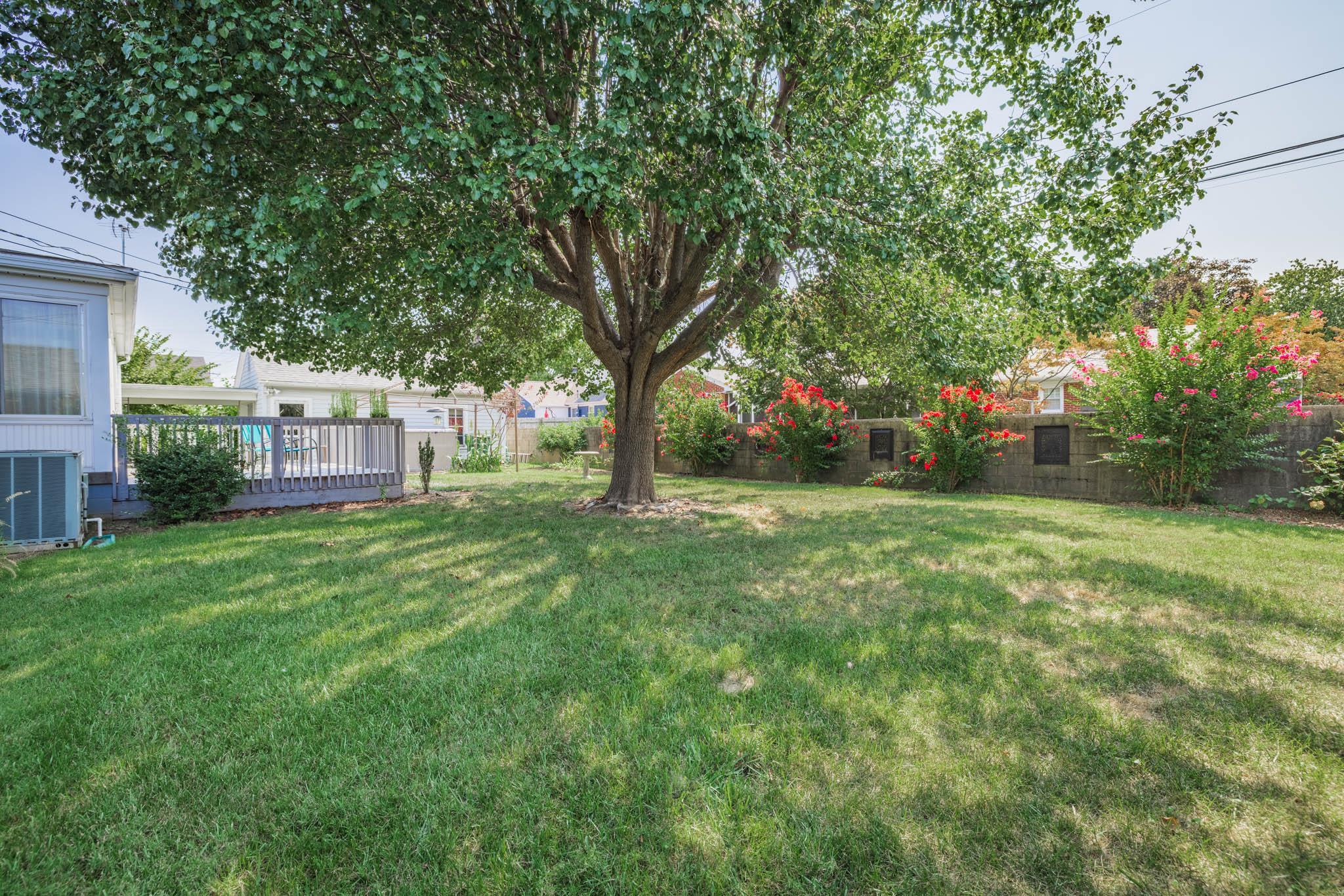 1212 Hill Avenue, Owensboro, Kentucky 42301, 4 Bedrooms Bedrooms, ,2 BathroomsBathrooms,Single Family Residence,For Sale,Hill Avenue,90606