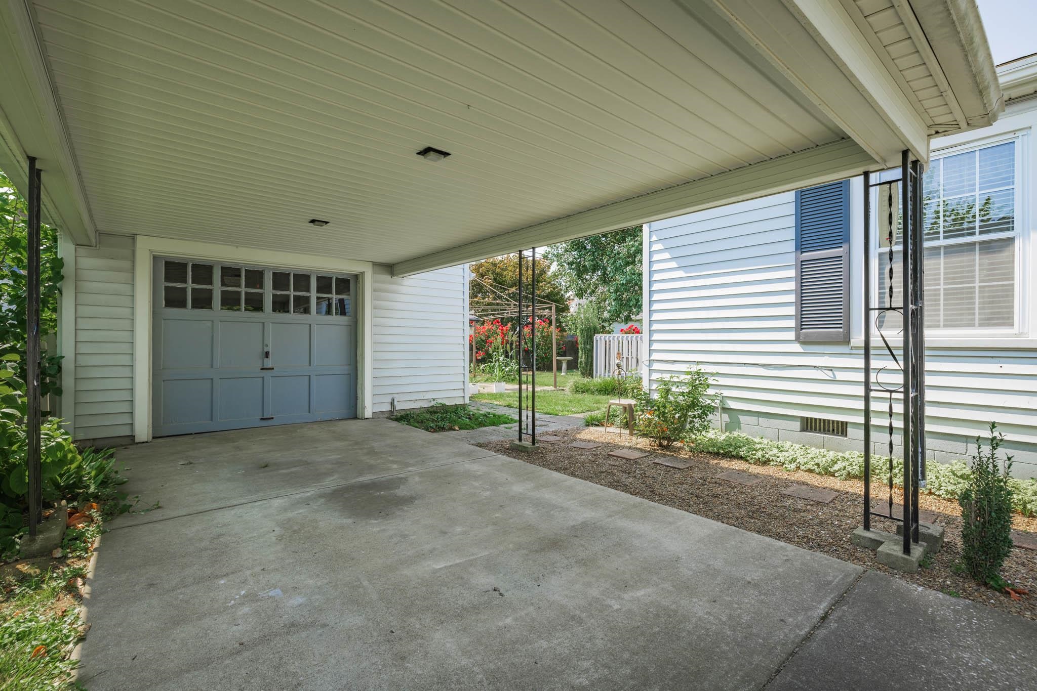 1212 Hill Avenue, Owensboro, Kentucky 42301, 4 Bedrooms Bedrooms, ,2 BathroomsBathrooms,Single Family Residence,For Sale,Hill Avenue,90606