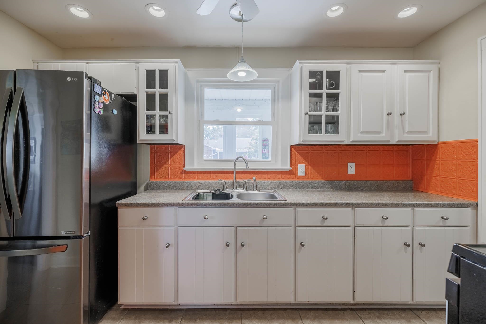 1212 Hill Avenue, Owensboro, Kentucky 42301, 4 Bedrooms Bedrooms, ,2 BathroomsBathrooms,Single Family Residence,For Sale,Hill Avenue,90606
