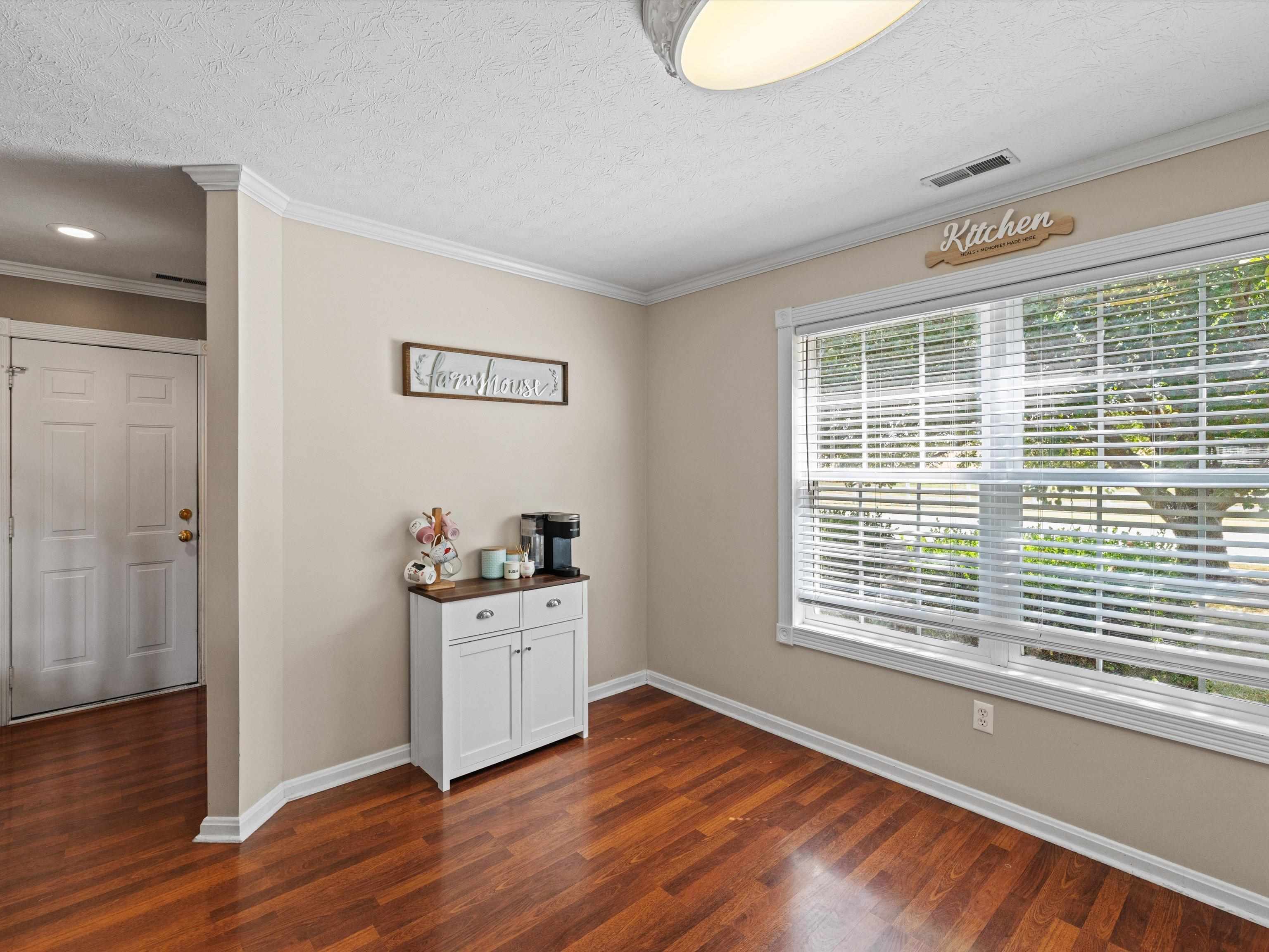 3101 Bridle Way, Owensboro, Kentucky 42303, 3 Bedrooms Bedrooms, ,2 BathroomsBathrooms,Single Family Residence,For Sale,Bridle Way,90611